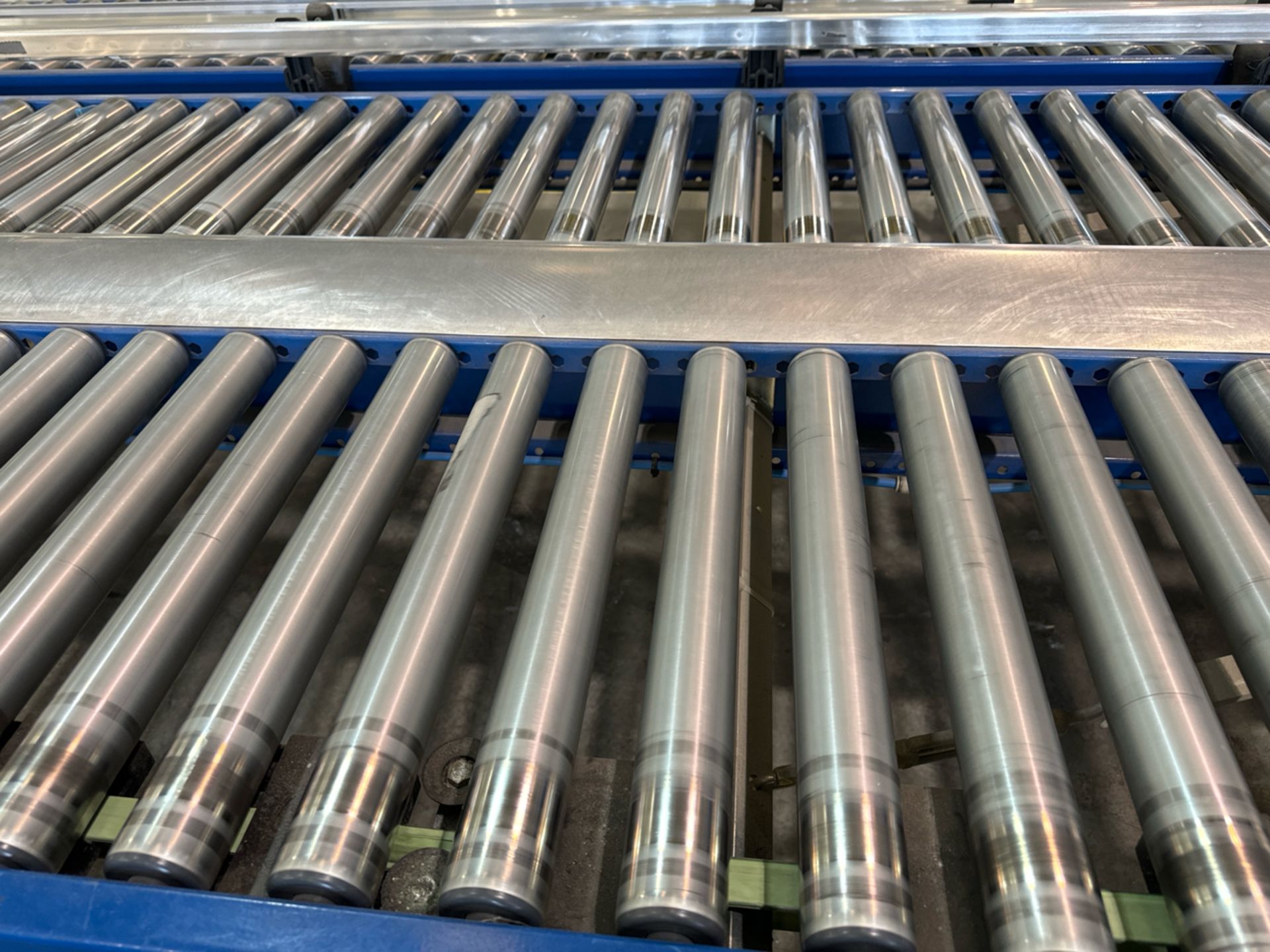 Motorised Roller Conveyor - 4 Rows - Image 11 of 12