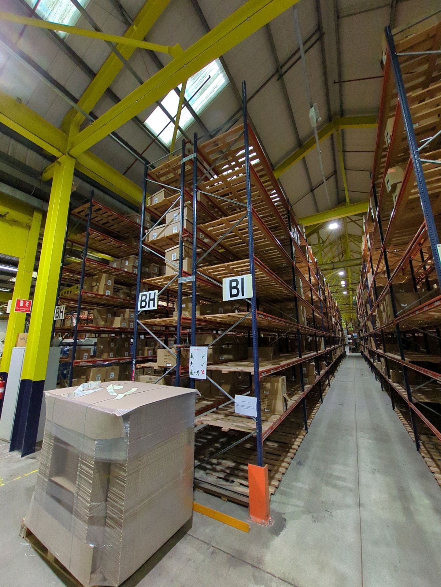 Run Of 24 Bays Of Back To Back Boltless Industrial Pallet Racking - Image 9 of 11
