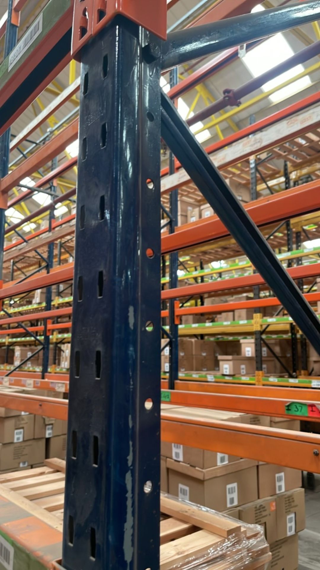 Run Of 44 Bays Of Back To Back Boltless Industrial Pallet Racking - Image 9 of 12