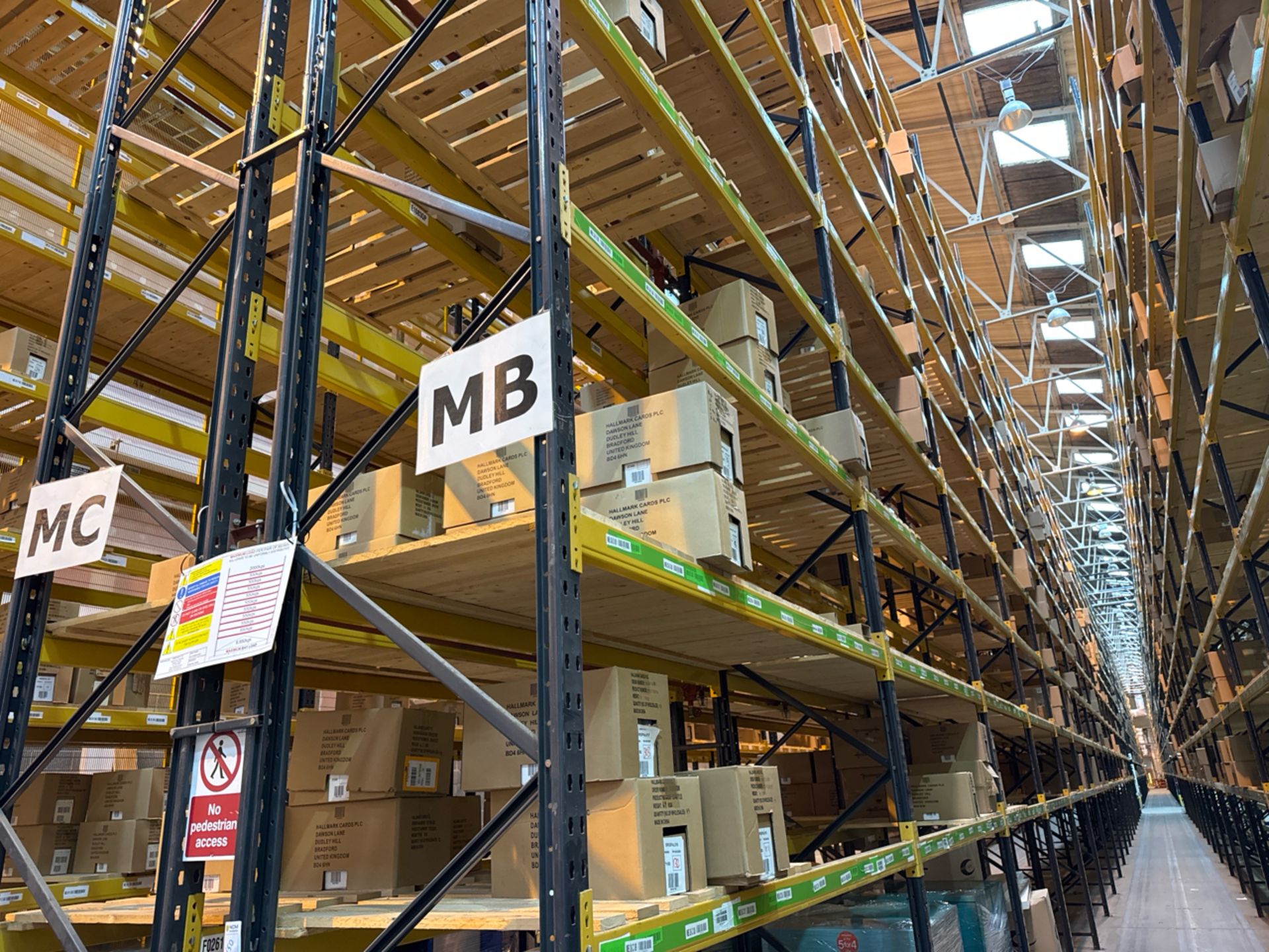 Run Of 36 Bays Of Back To Back Boltless Industrial Pallet Racking - Image 3 of 11