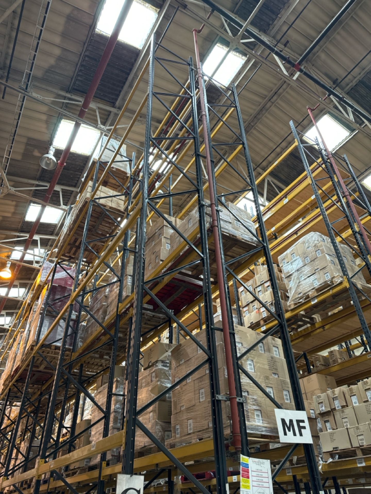 Run Of 23 Bays Of Back To Back Boltless Industrial Pallet Racking - Image 5 of 12