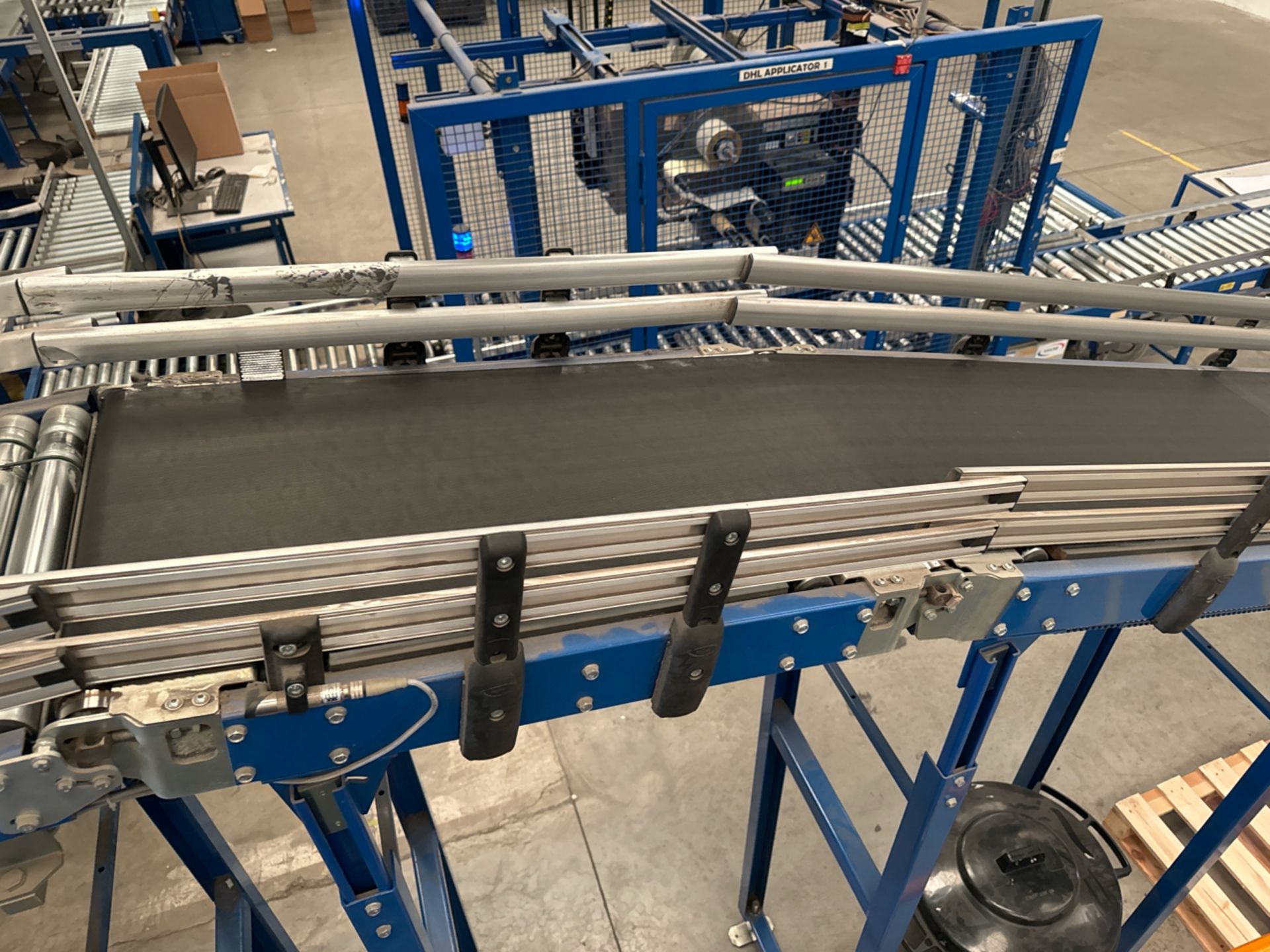 Motorised Conveyor Belt With Incline - Image 5 of 10