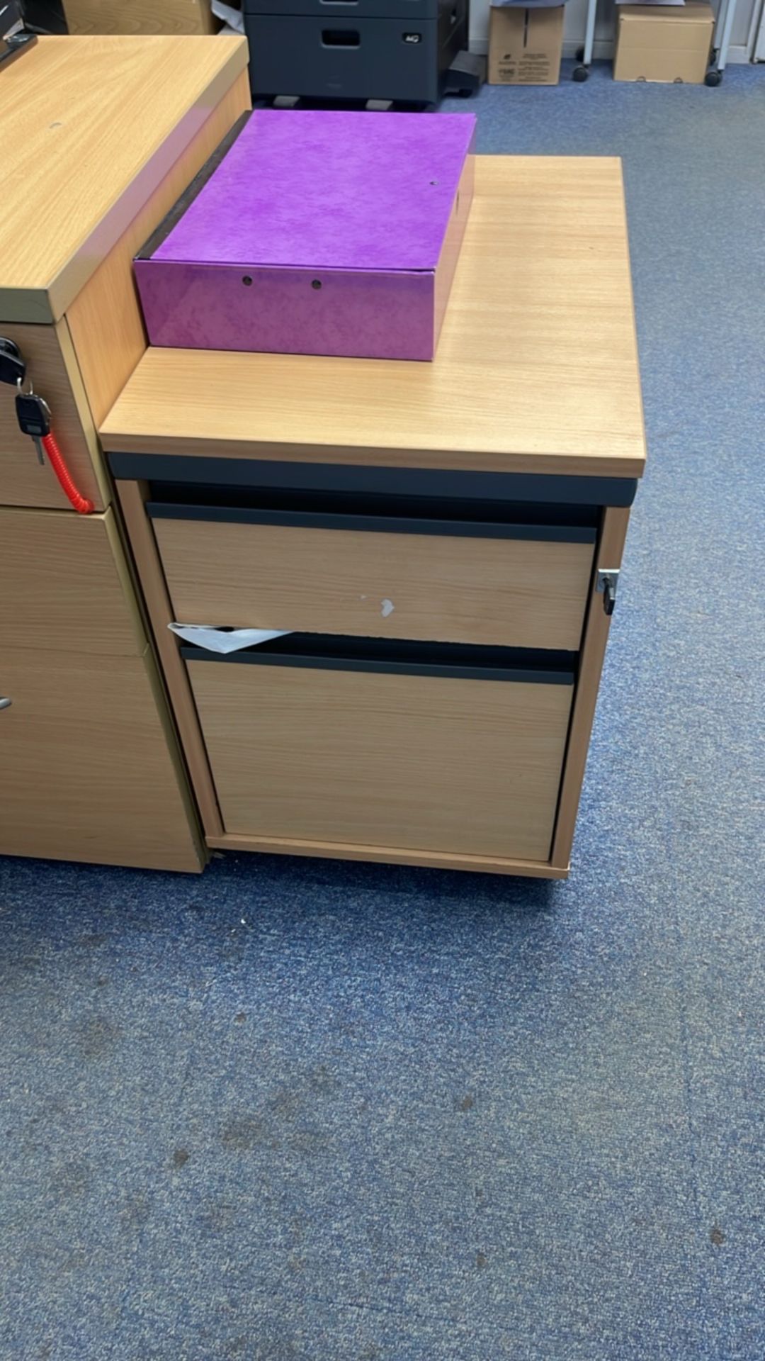 Bank Of 4 Desks, Chairs & Drawers - Image 11 of 18