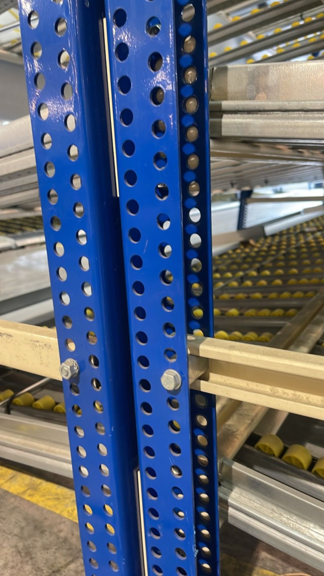 A Run Of 8 Bays Of Back To Back Flow Racks - Image 7 of 12