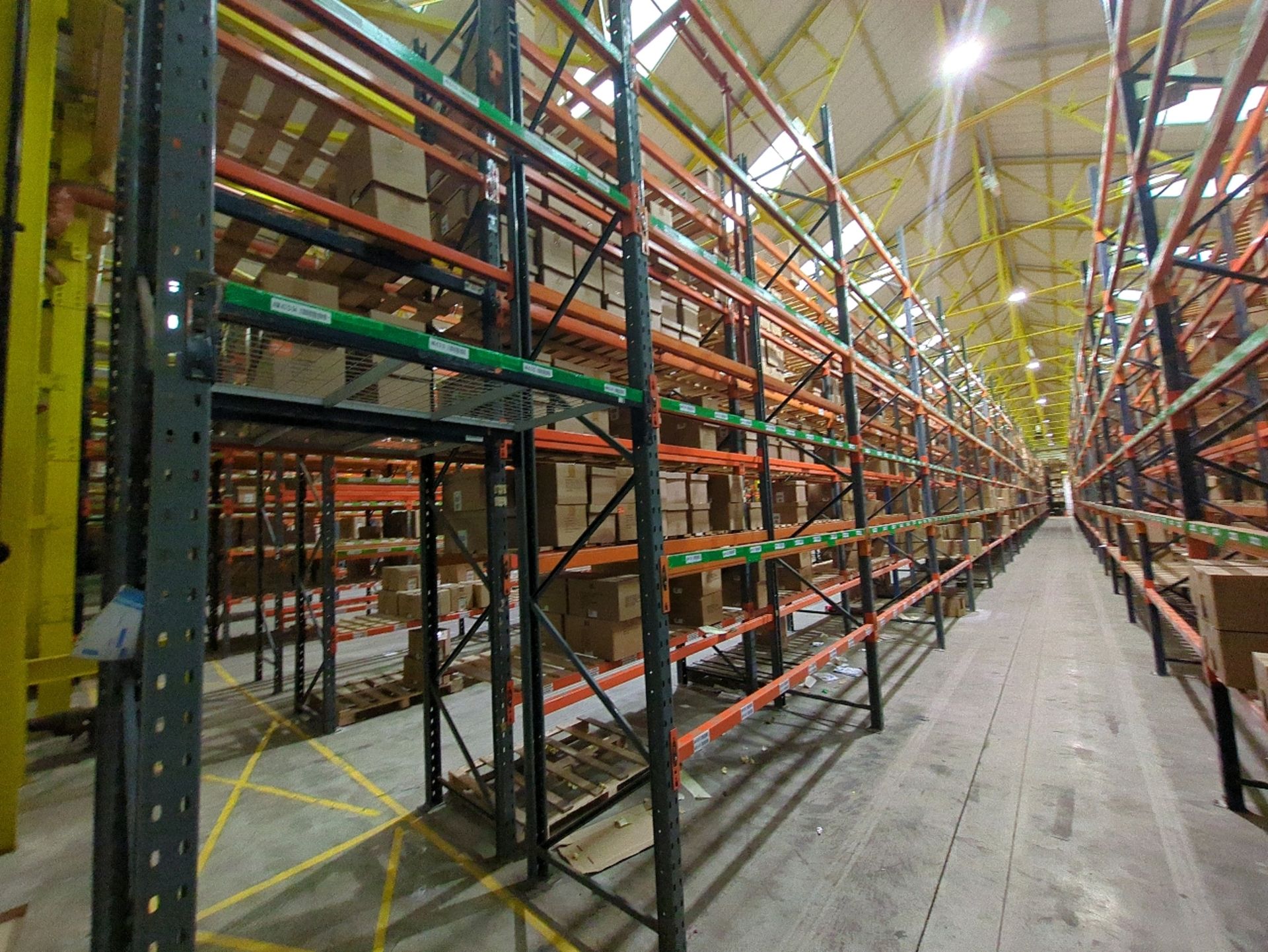 Run Of 44 Bays Of Back To Back Boltless Industrial Pallet Racking - Image 18 of 21