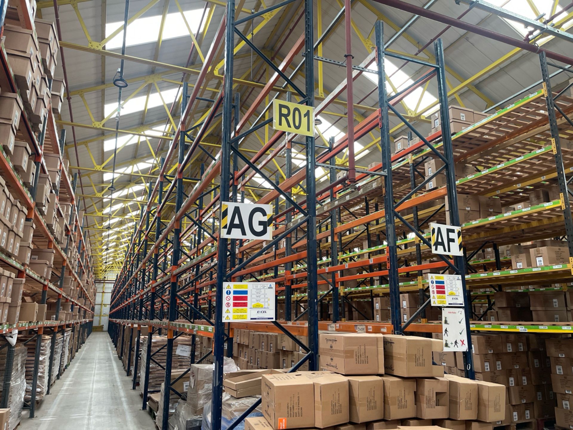 Run Of 44 Bays Of Back To Back Boltless Industrial Pallet Racking