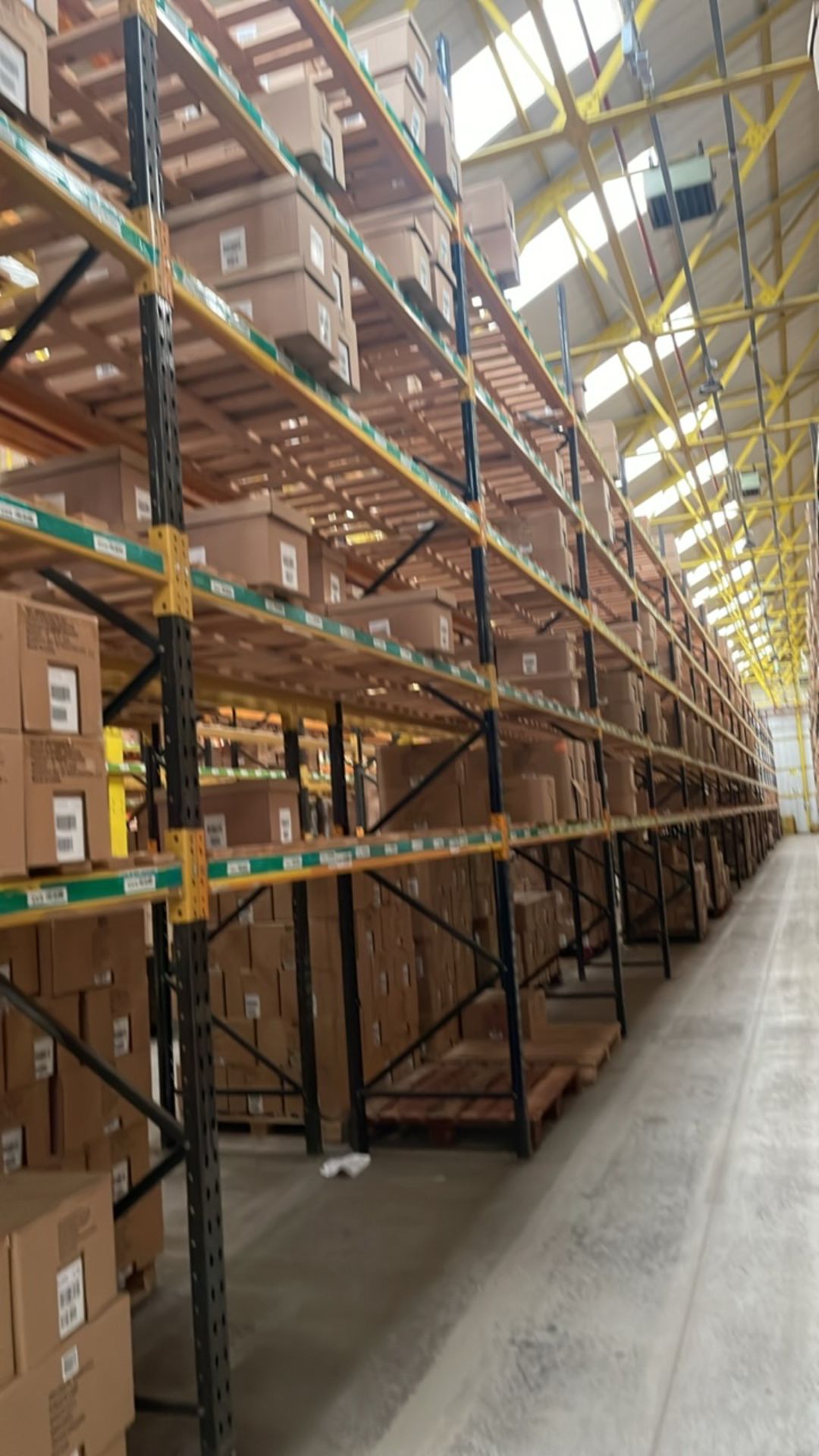 Run Of 42 Bays Of Back To Back Boltless Industrial Pallet Racking - Image 11 of 13