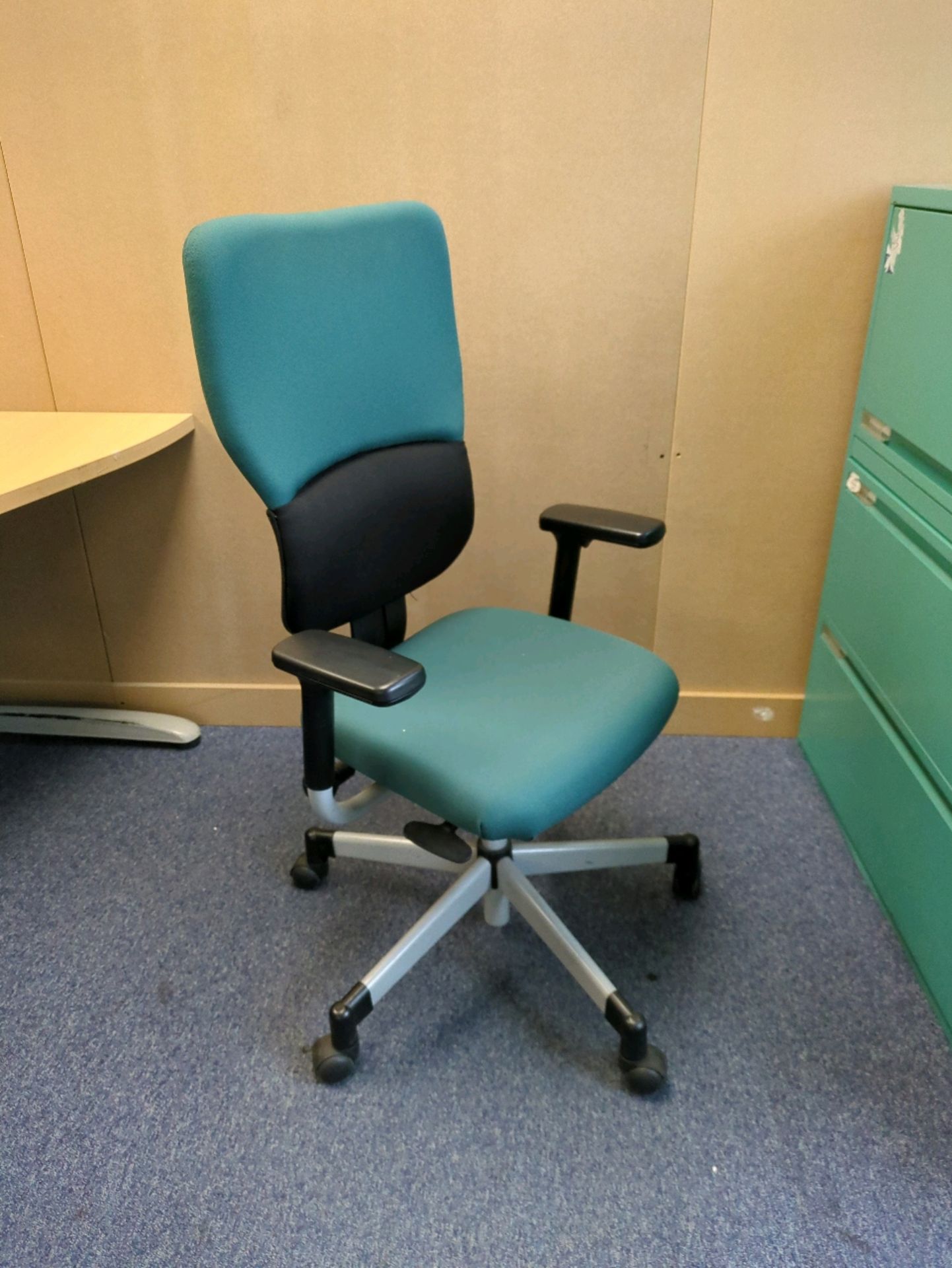 Office Desks x2 & Chairs x2 - Image 6 of 8