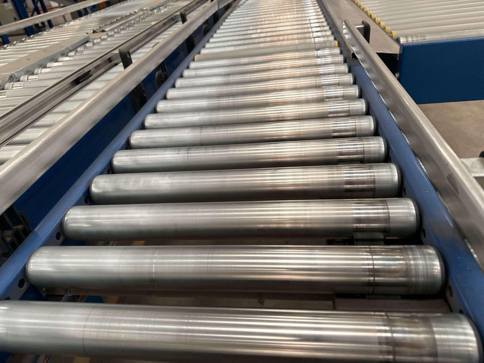 Motorised Roller Conveyor - Image 3 of 4