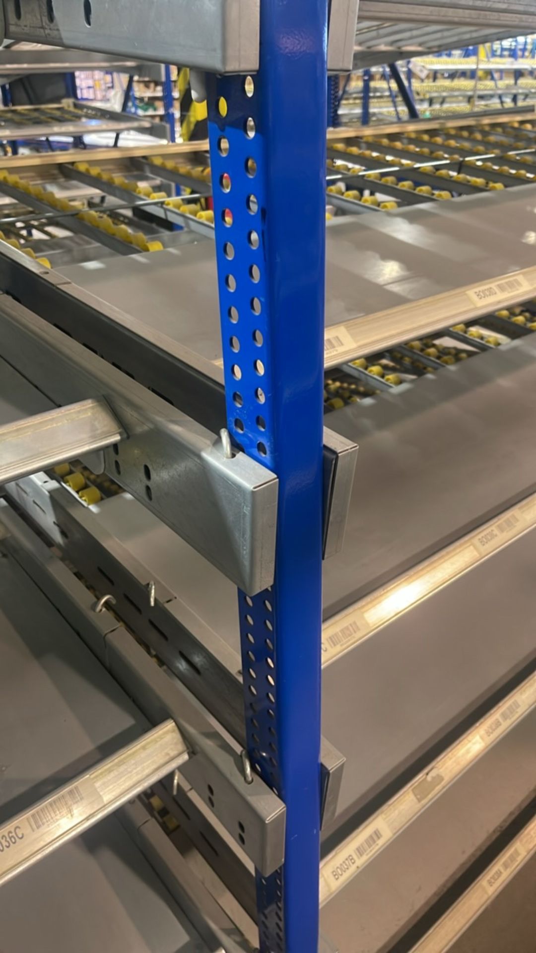 A Run Of 5 Bays Of Flow Racks - Image 7 of 10