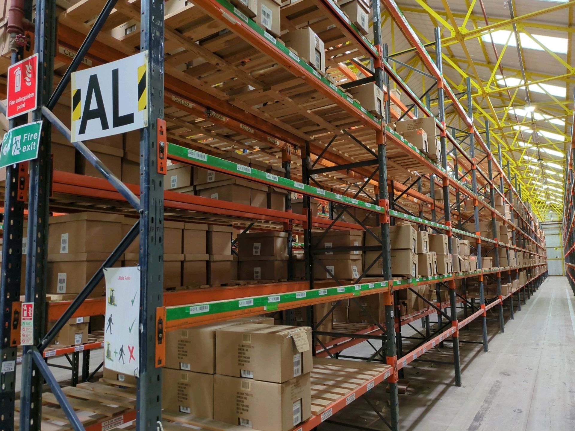 Run Of 44 Bays Of Back To Back Boltless Industrial Pallet Racking - Image 5 of 21