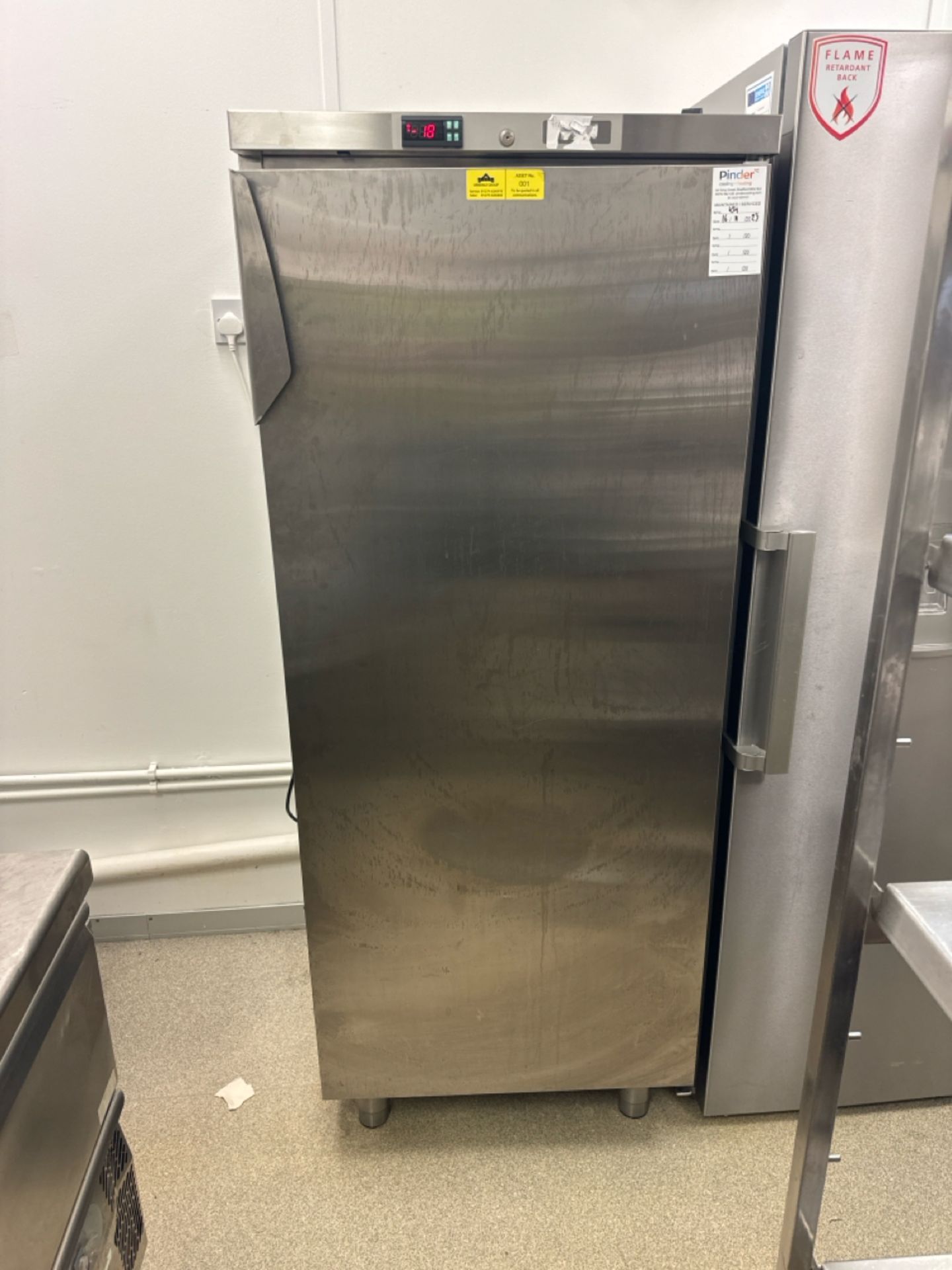 Pinder Tall Freezer - Image 2 of 6