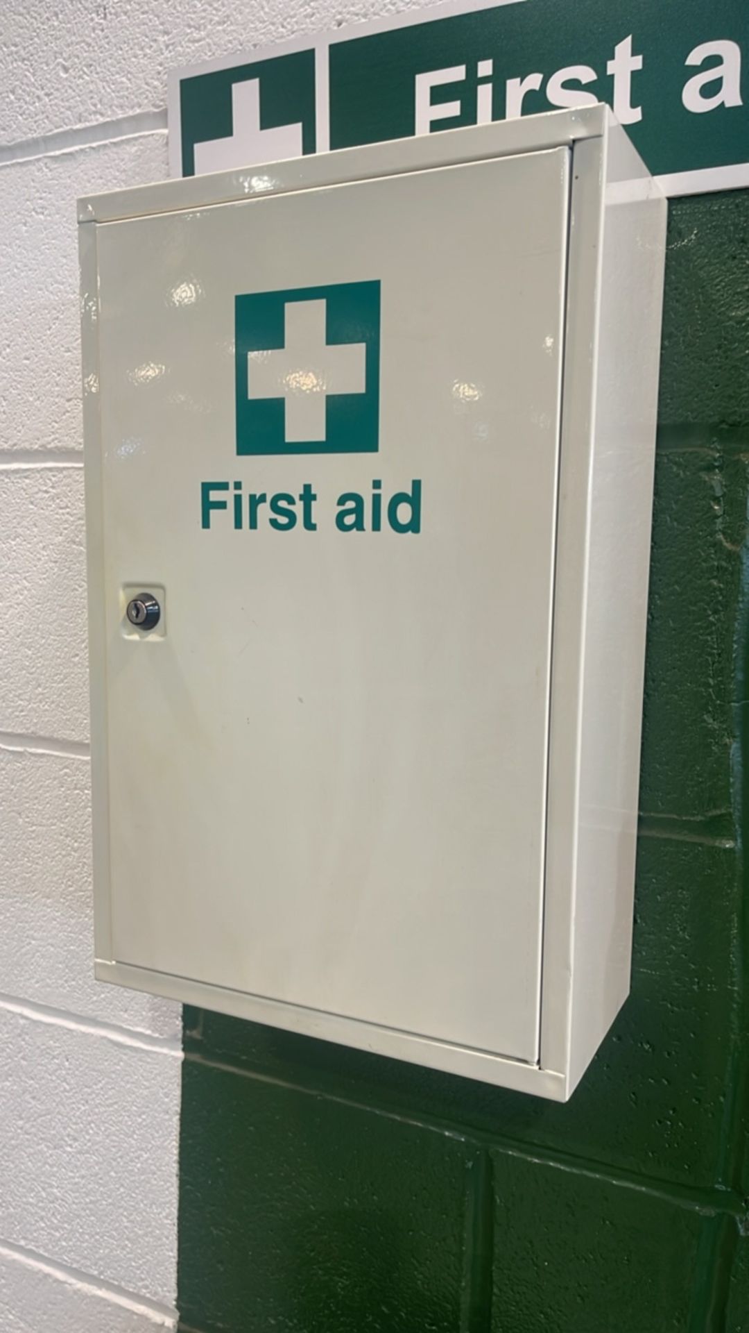 First Aid Wall Mounted Station - Image 2 of 5