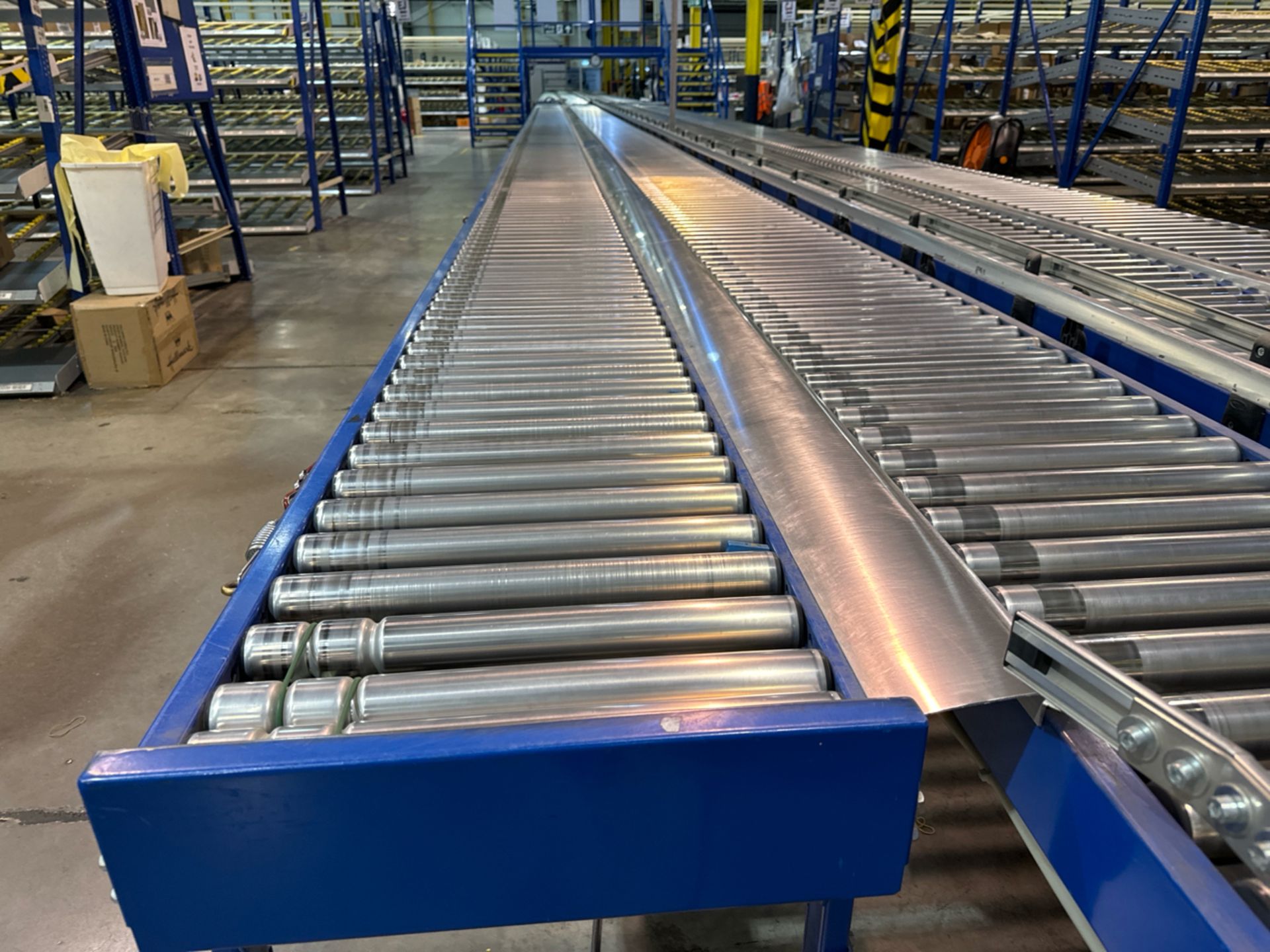 Motorised Roller Conveyor - 2 Rows - Image 8 of 8