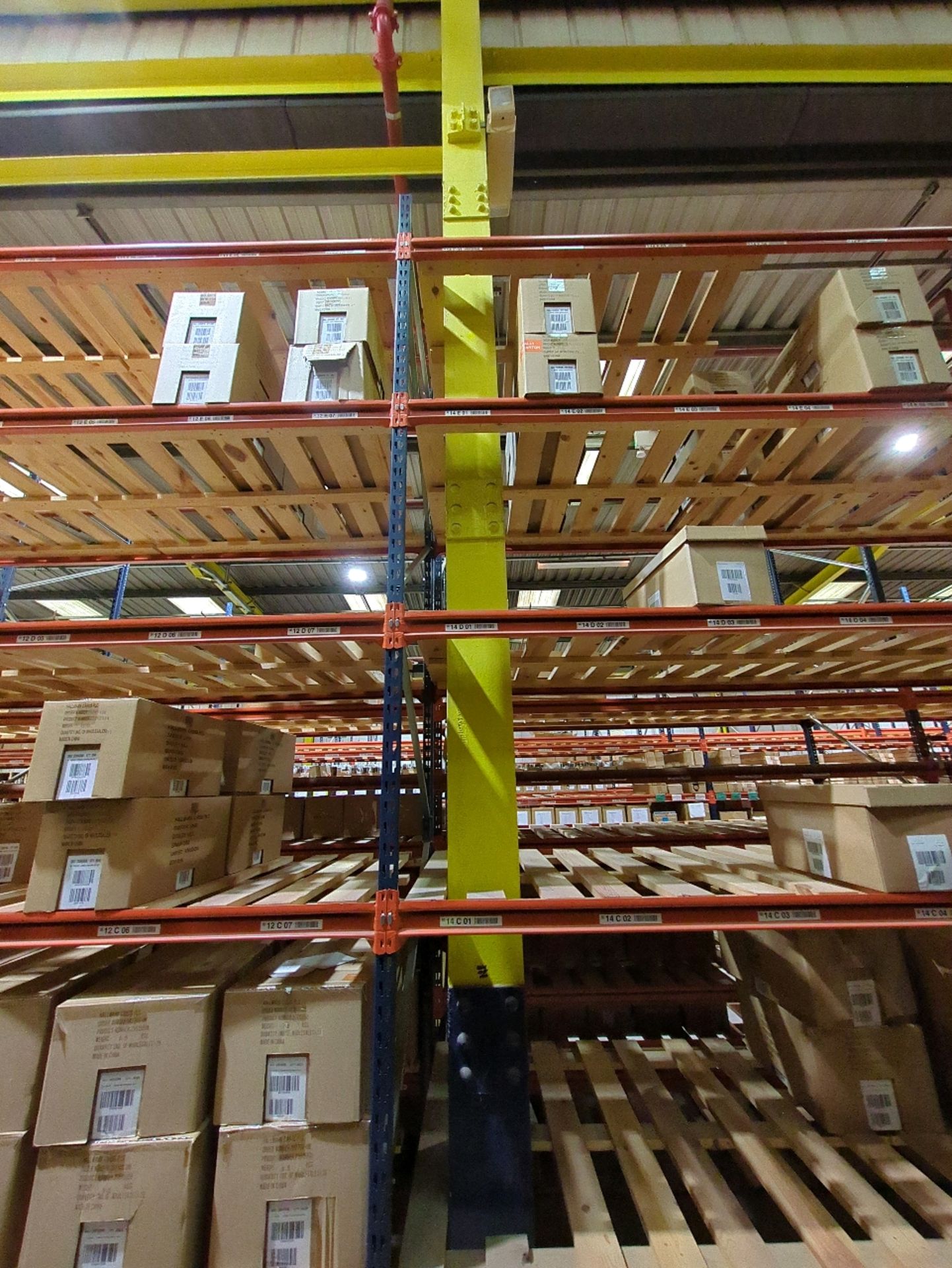 Run Of 9 Bays Of Boltless Industrial Pallet Racking - Image 8 of 13