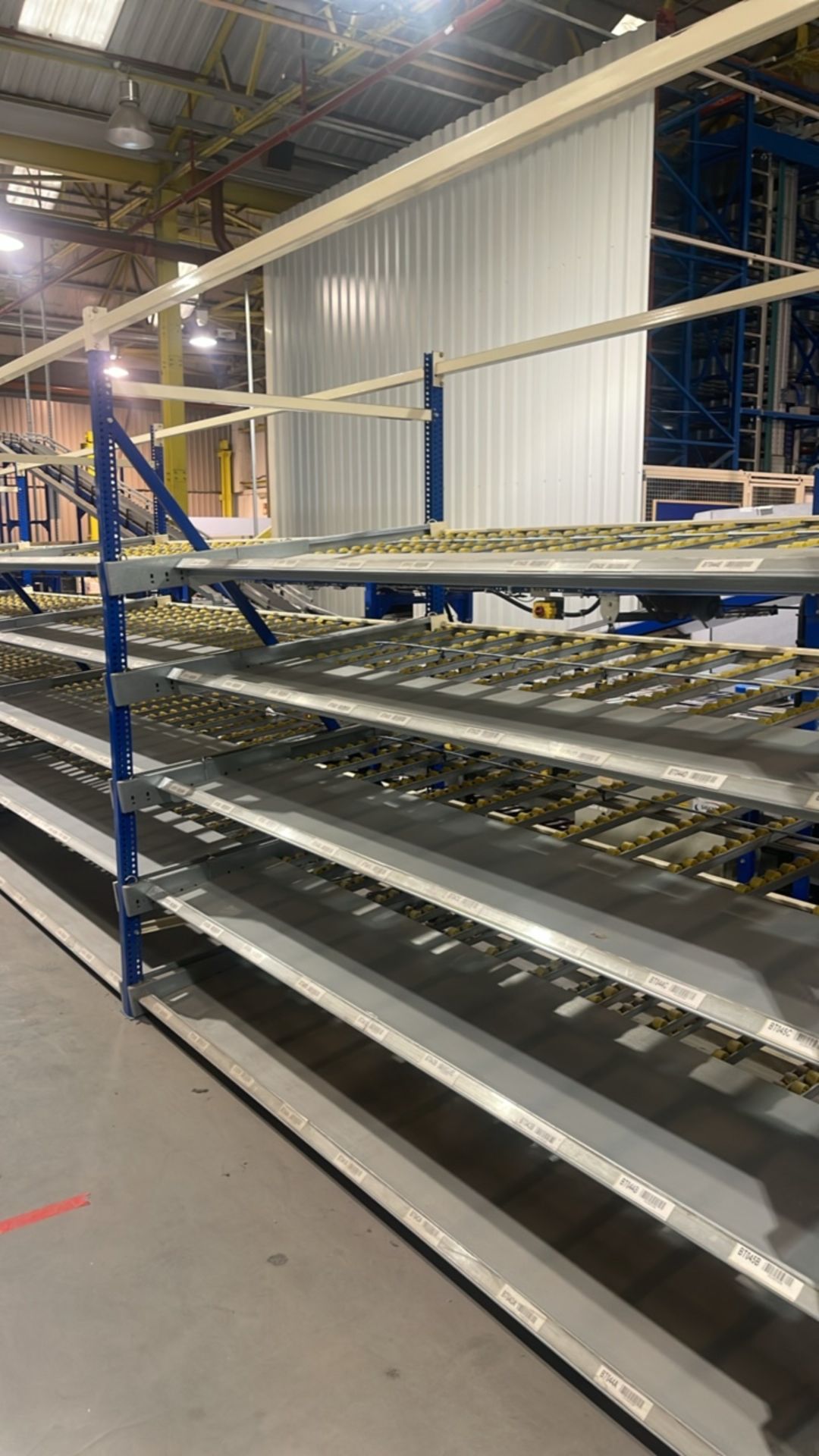 A Run Of 5 Bays Of Flow Racks - Image 7 of 11