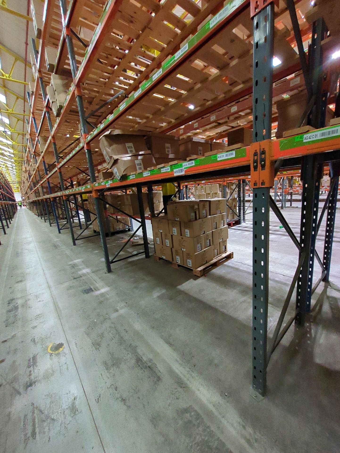 Run Of 44 Bays Of Back To Back Boltless Industrial Pallet Racking - Image 16 of 20