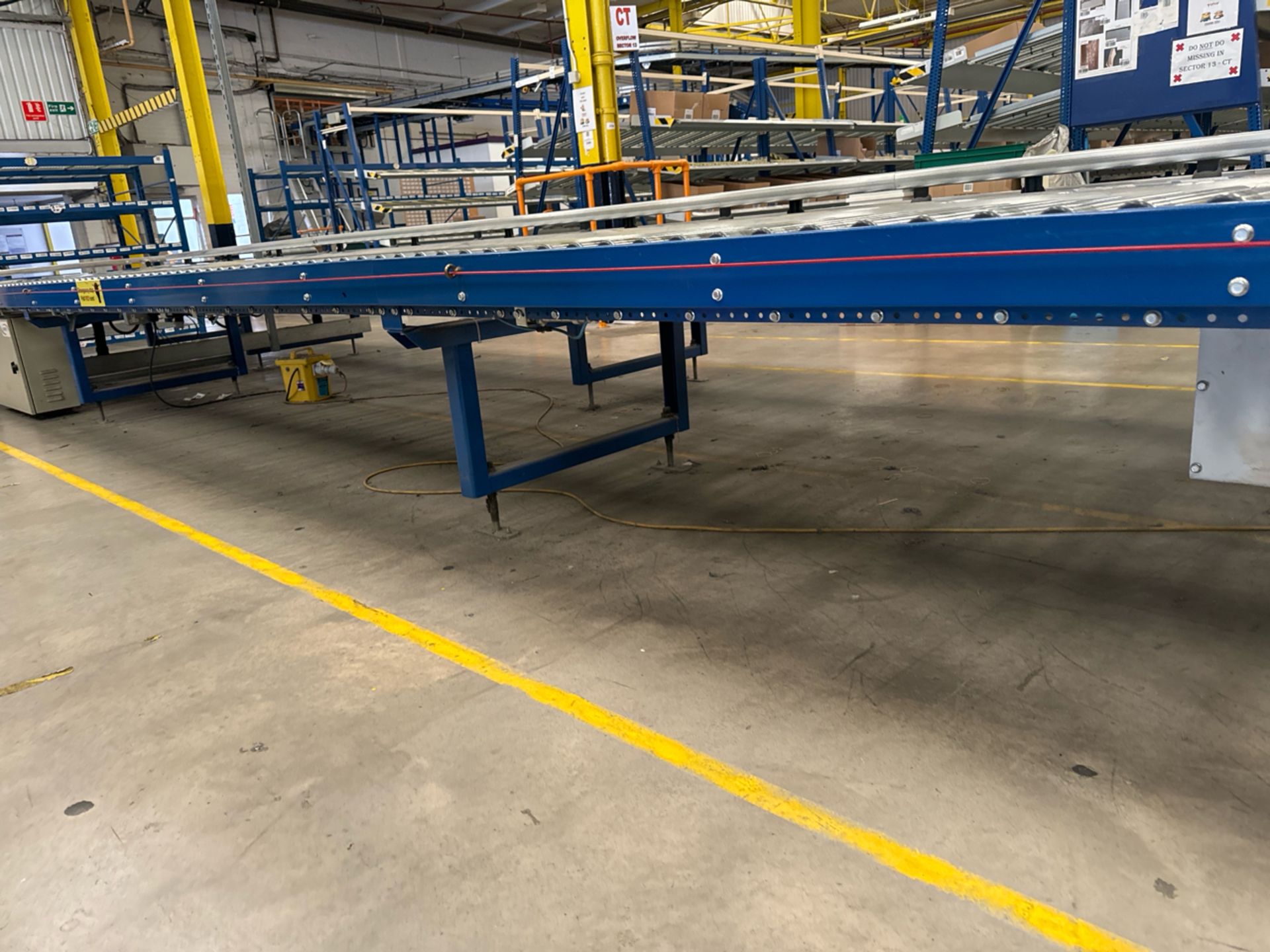 Motorised Roller Conveyor - 2 Rows - Image 4 of 7