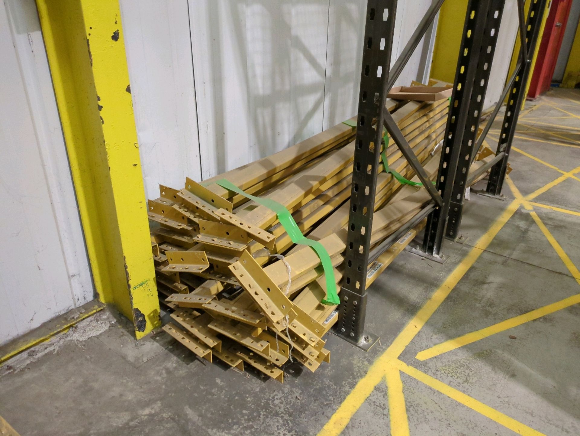 Large Quantity Of Pallet Racking Beams - Image 4 of 9