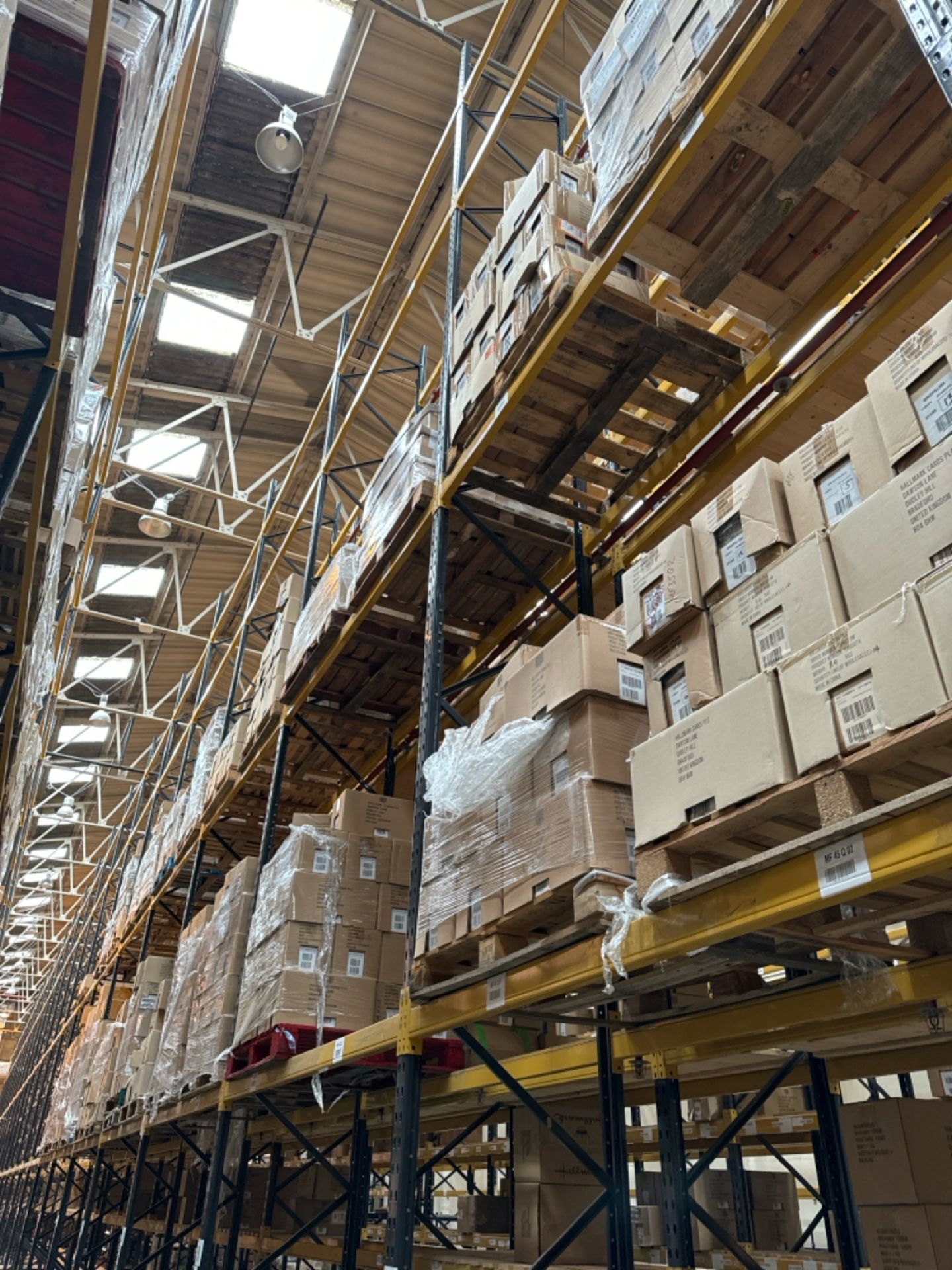Run Of 46 Bays Of Back To Back Boltless Industrial Pallet Racking - Image 5 of 12