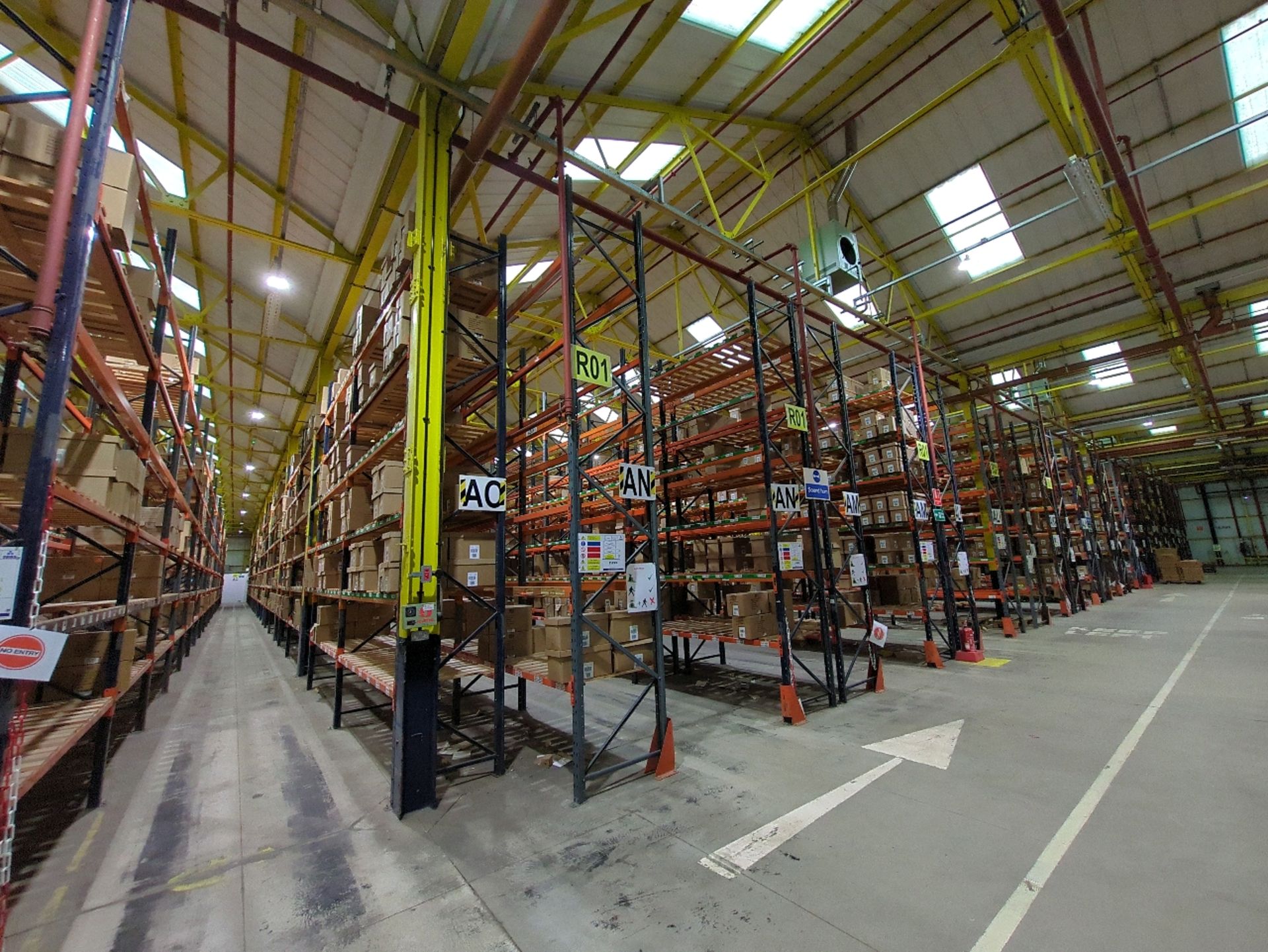 Run Of 43 Bays Of Boltless Industrial Pallet Racking