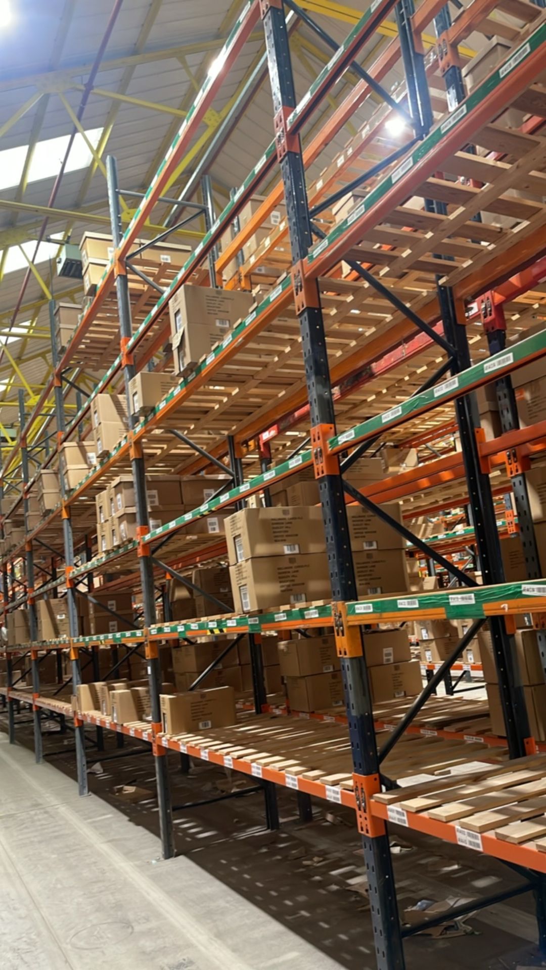 Run Of 44 Bays Of Back To Back Boltless Industrial Pallet Racking - Image 5 of 13
