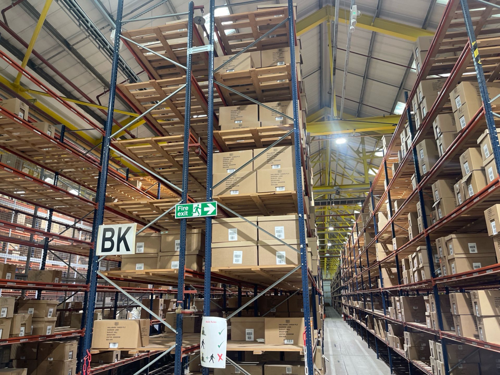 Run Of 24 Bays Of Back To Back Boltless Industrial Pallet Racking