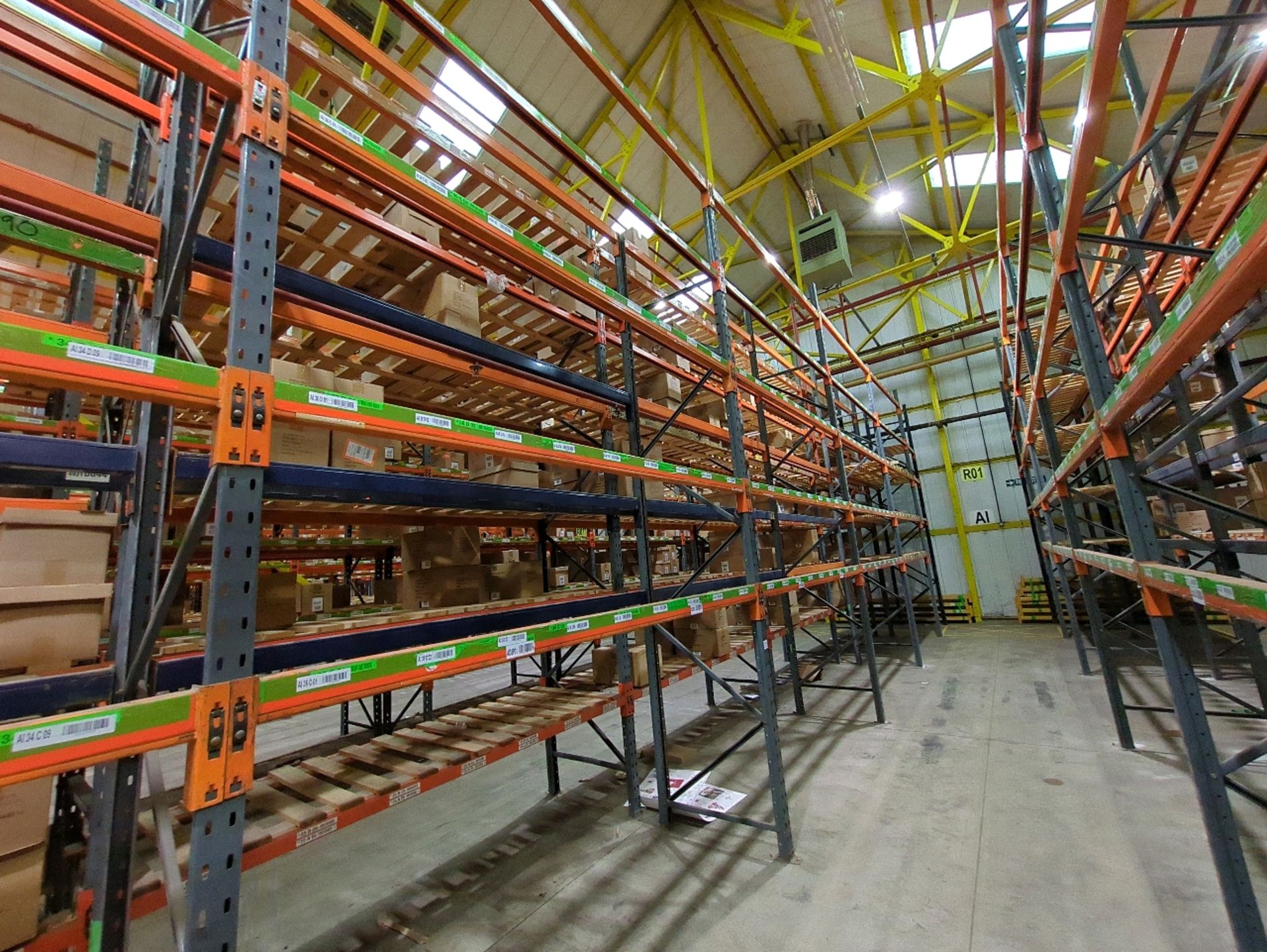 Run Of 44 Bays Of Back To Back Boltless Industrial Pallet Racking - Image 15 of 24