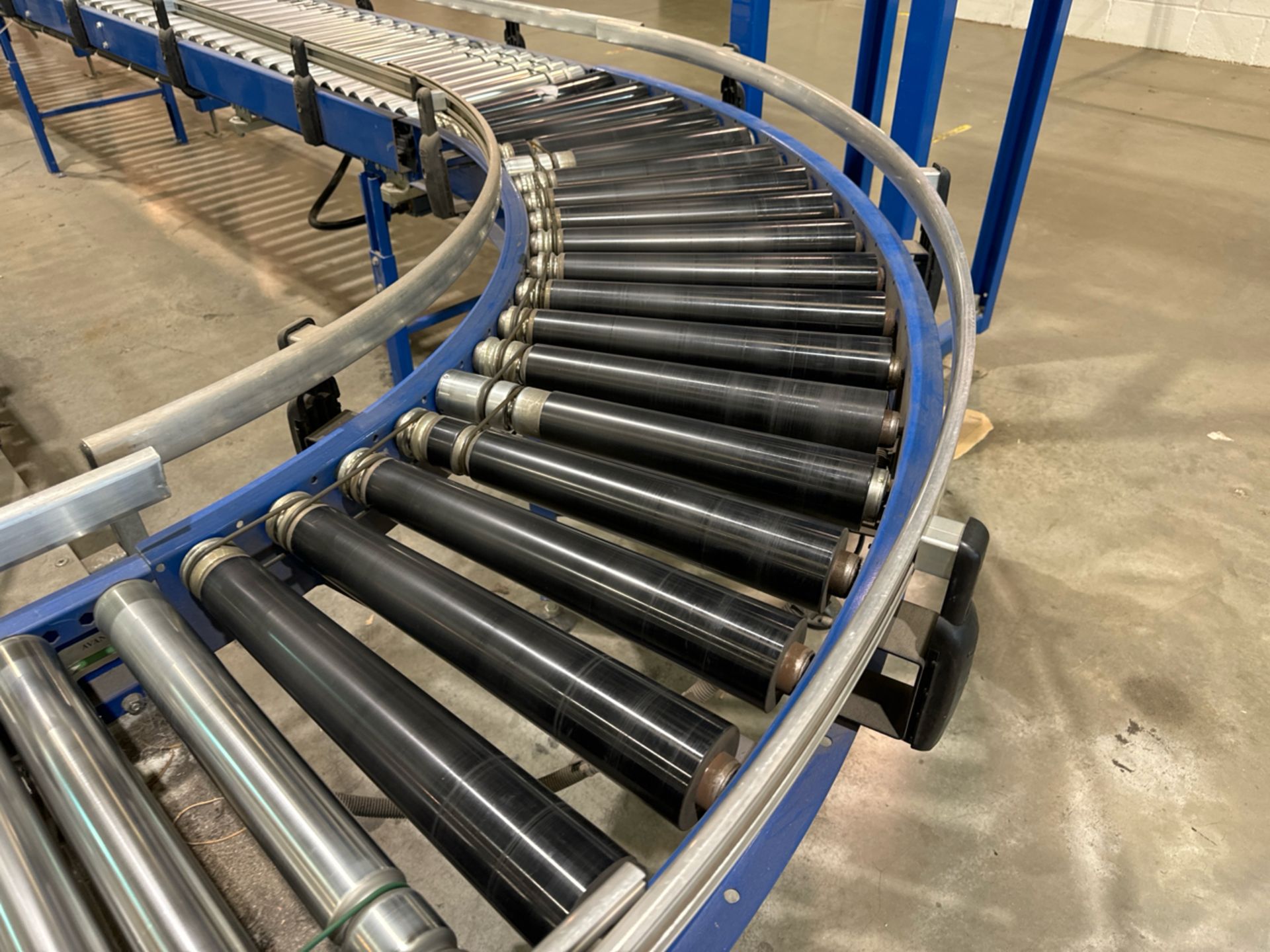 Roller Conveyor Corner Piece - Image 2 of 6