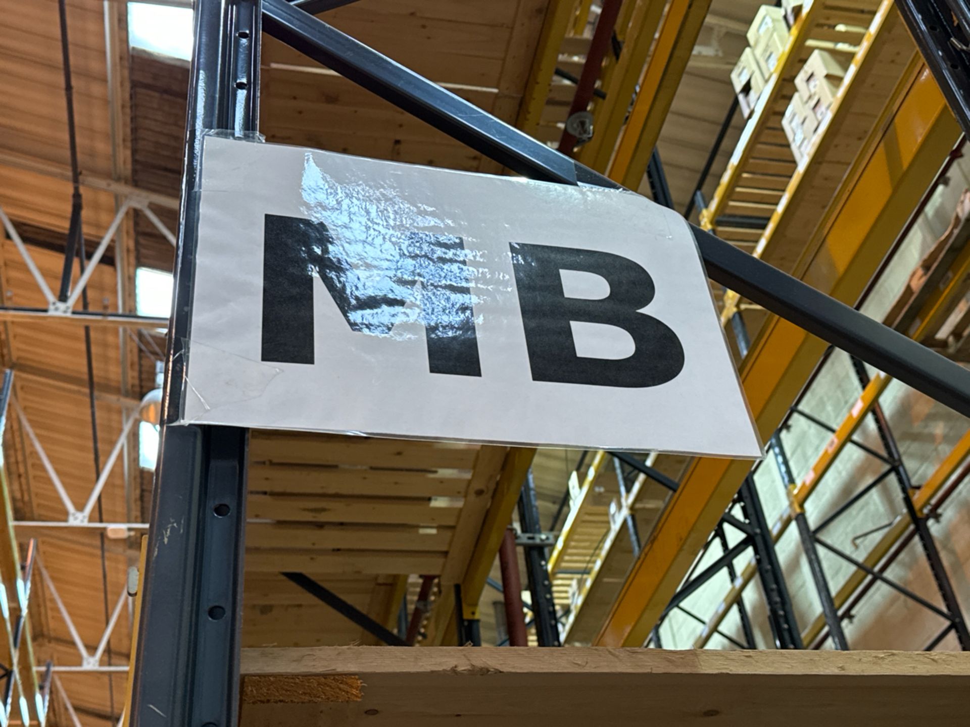 Run Of 18 Bays Of Boltless Industrial Pallet Racking - Bild 7 aus 15