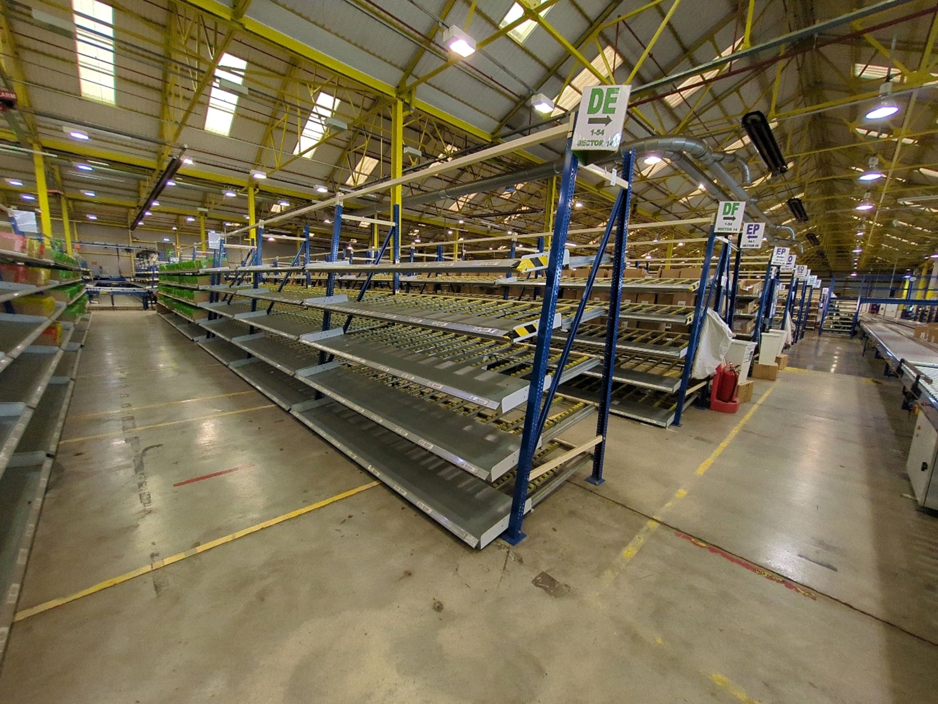 A Run Of 3 Bays Of Flow Racks - Image 3 of 9