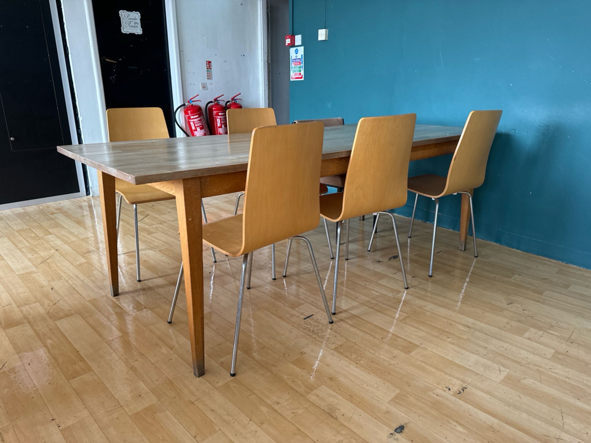 Cafeteria Table and Chairs x6