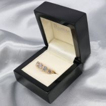18ct rose gold 3.19 carat 5-stone diamond ring wit