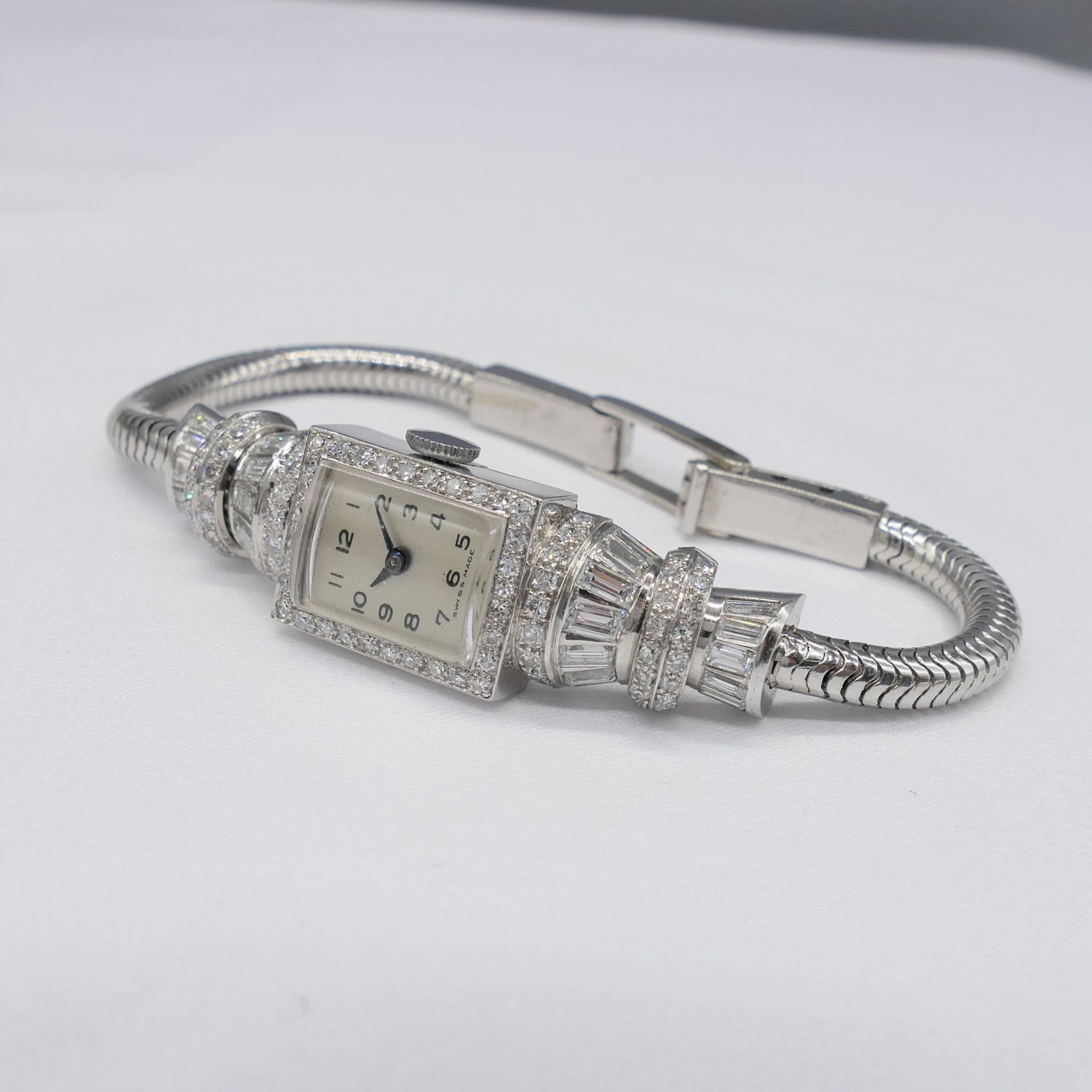 Vintage 3.60 carat diamond ladies mechanical wrist - Image 9 of 9