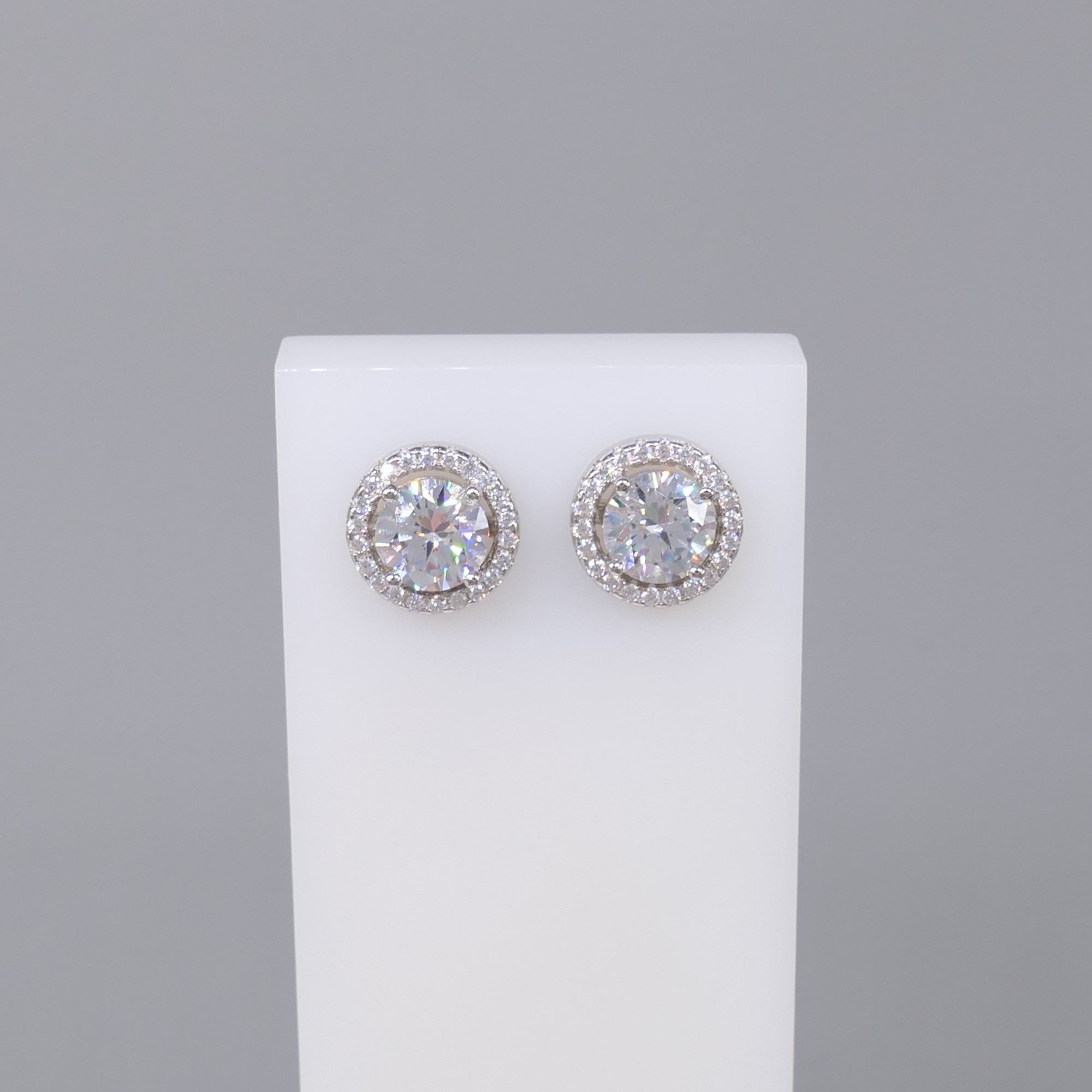Pair of sterling silver halo stud earrings - Image 5 of 5