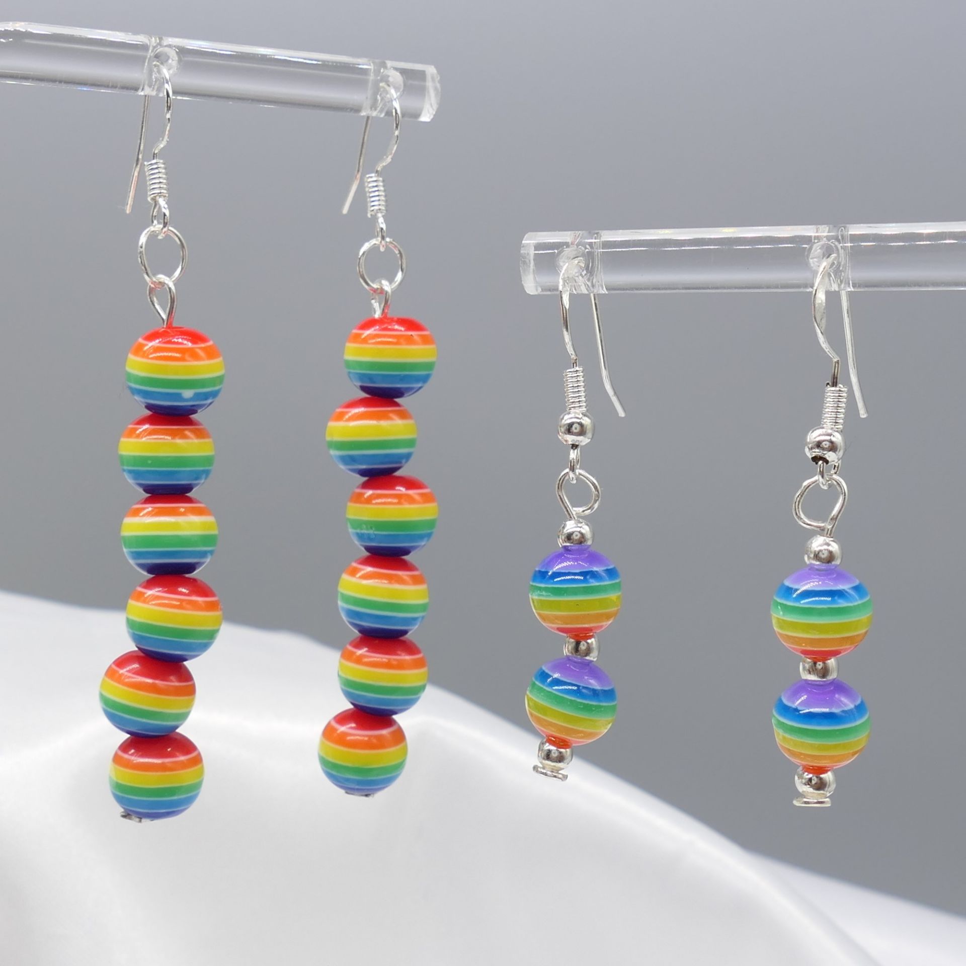 Silver and resin bead drop earrings x two pairs - Image 8 of 8