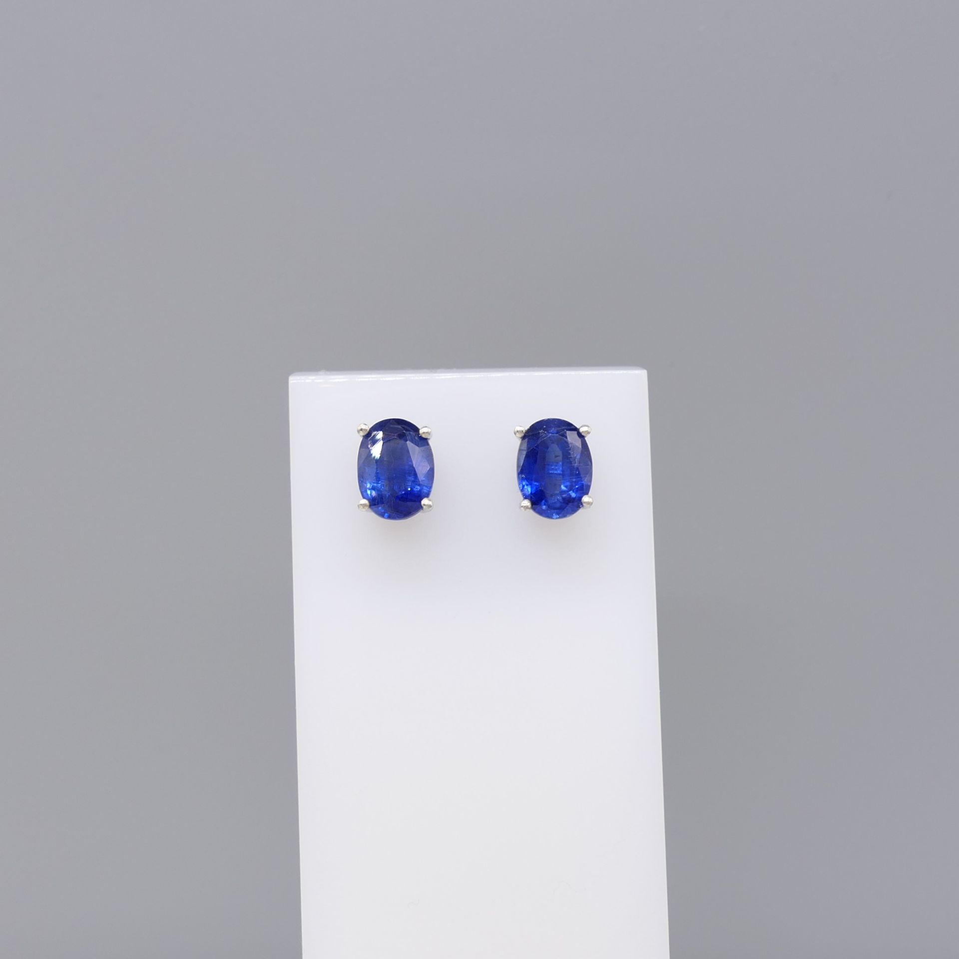 Natural Kyanite Gemstone Stud Earrings In Silver - Image 4 of 6