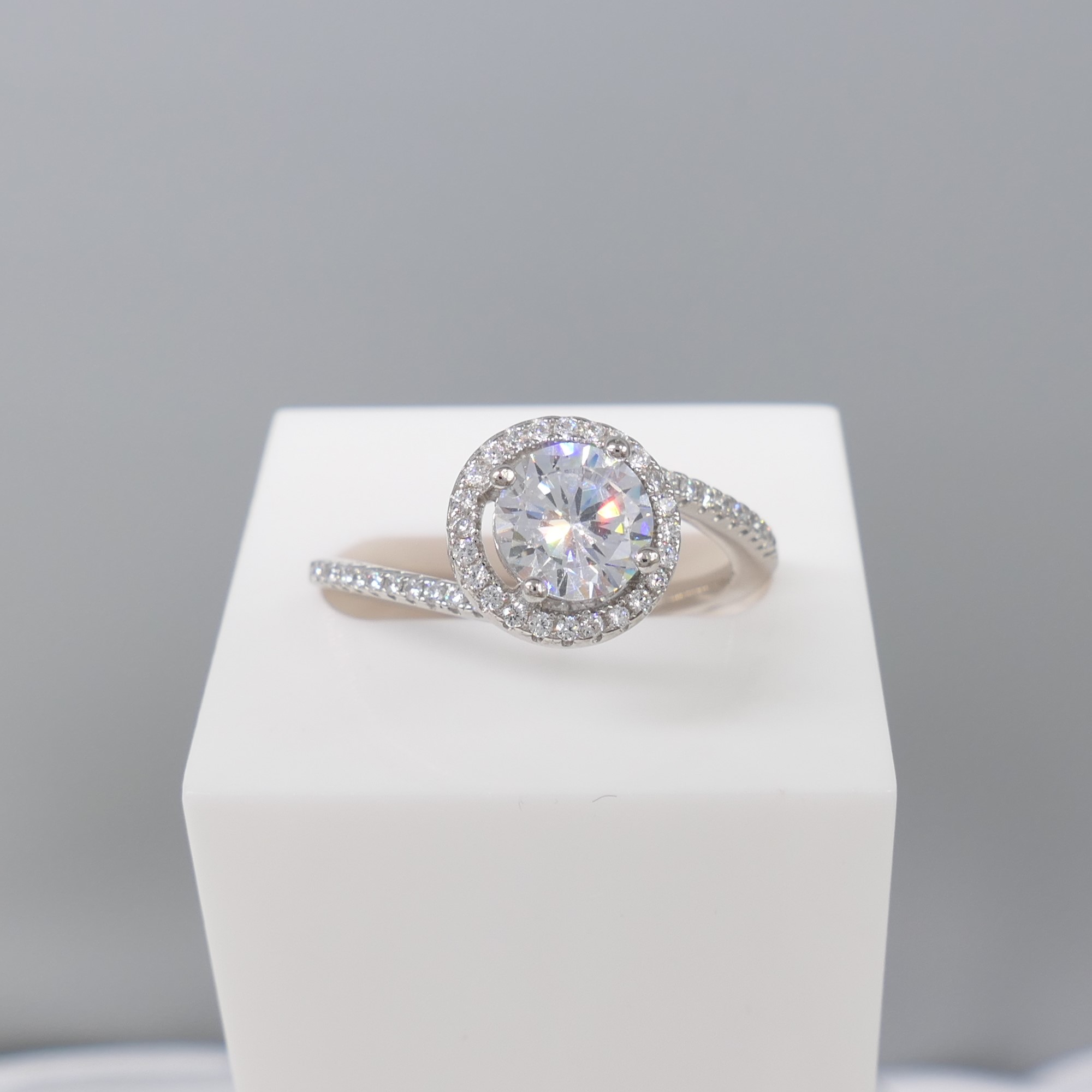 Silver cubic zirconia halo and twist dress ring - Image 6 of 6