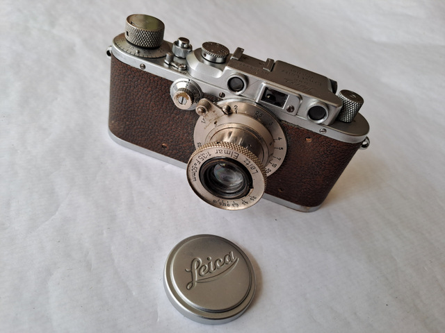 Vintage Leica 111 Rangefinder Camera 1938 - Image 2 of 11