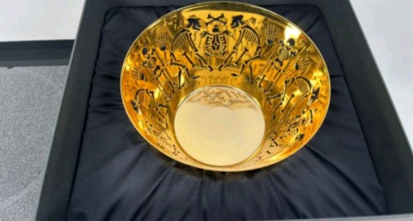 Ghidni 1961 Perished Goki Large BowlÂ Polished Gold Large Bowl - Image 4 of 5