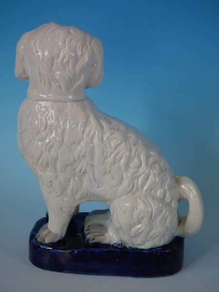Staffordshire Pottery pipe smoking spaniel on blue - Image 3 of 15