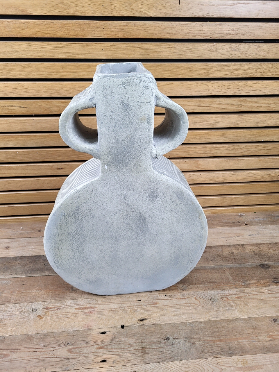 Global Explorer Round Faded White Wash Vase - Image 3 of 3