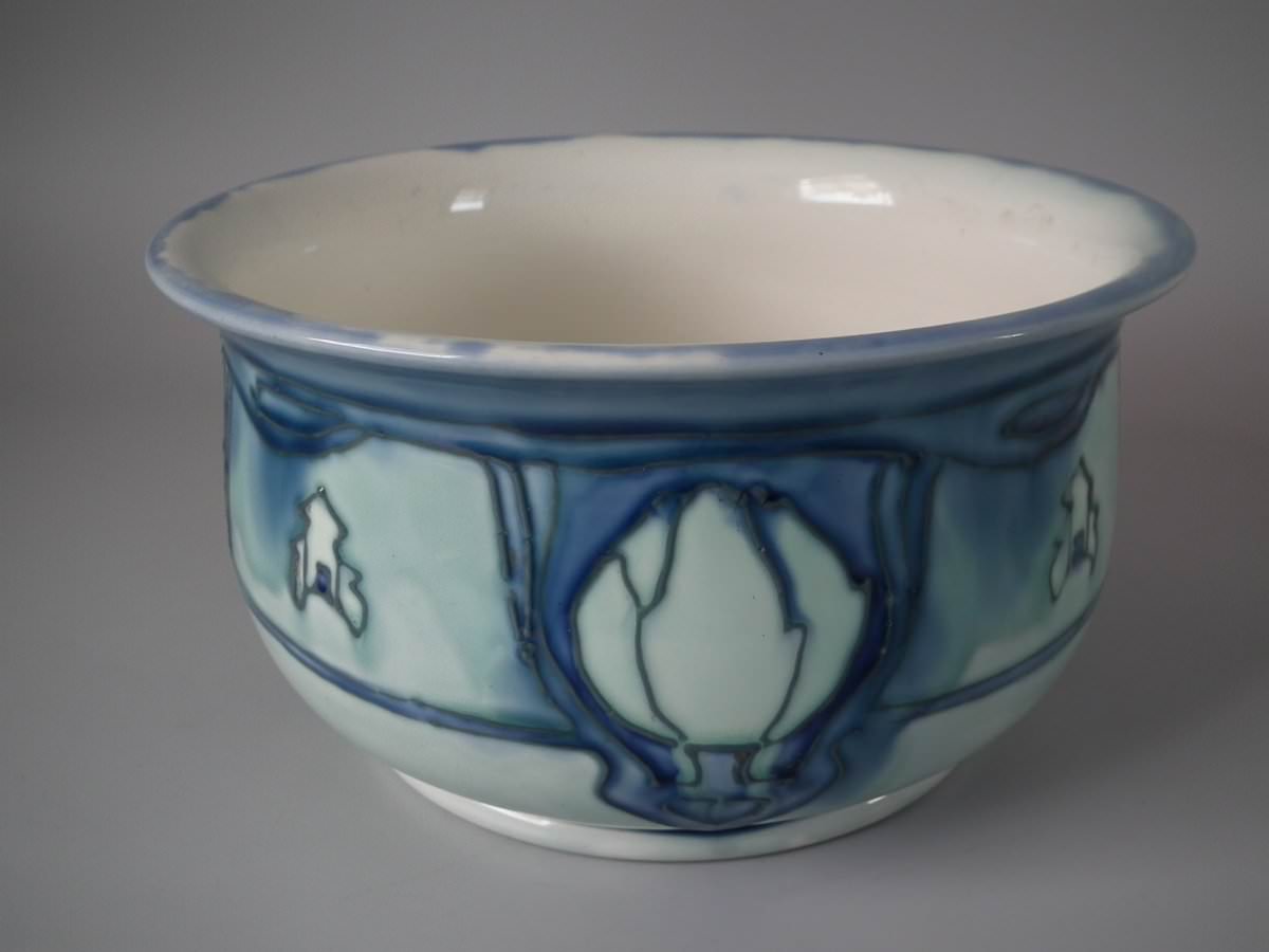 Minton Secessionist No.7 Chamber Pot - Image 4 of 15