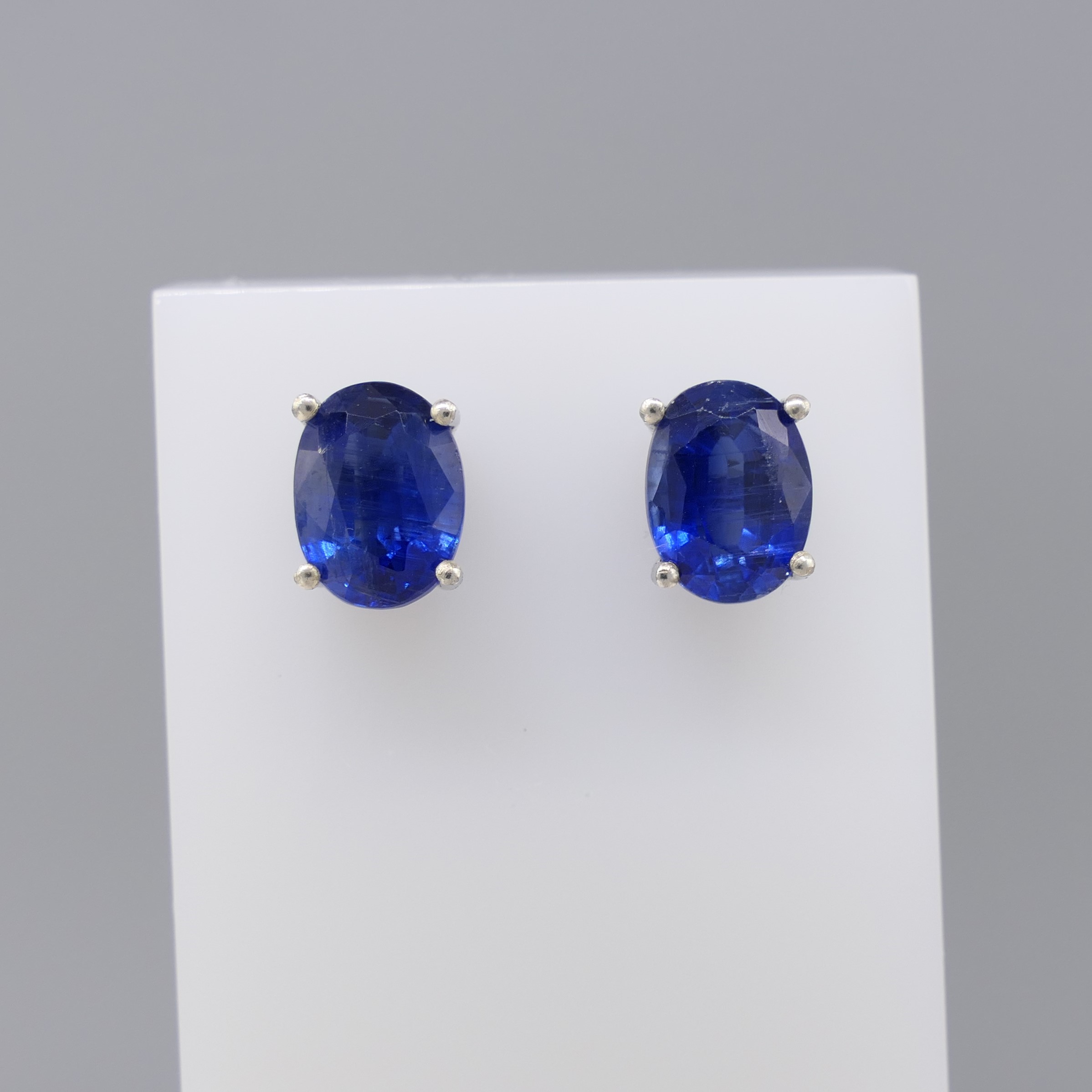 Natural Kyanite Gemstone Stud Earrings In Silver - Image 6 of 6