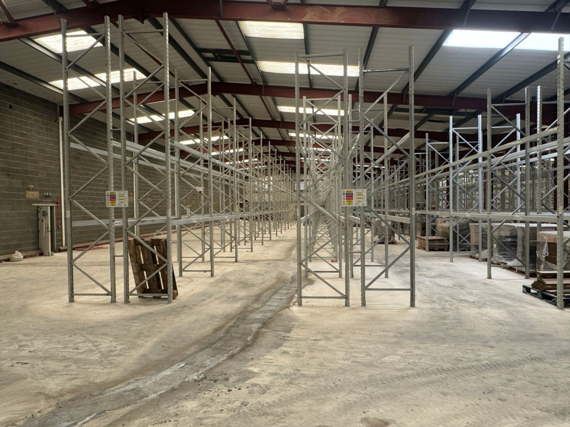 15 x Bays of Apex UK 8 Industrial Boltless Pallet Racking - Installed May 2023 - Bild 7 aus 7