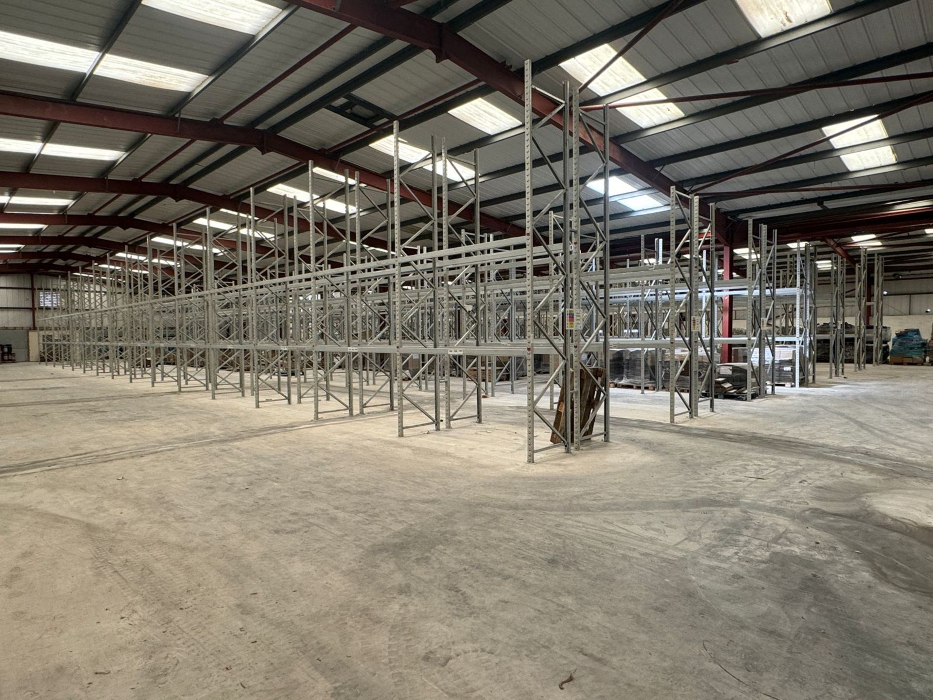 15 x Bays of Apex UK 8 Industrial Boltless Pallet Racking - Installed May 2023 - Bild 6 aus 7