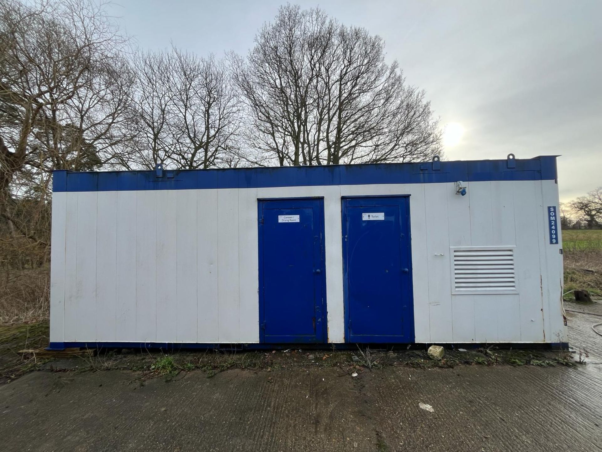 Portable Site Office Container, Canteen, Welfare Unit with Toilet & Generator