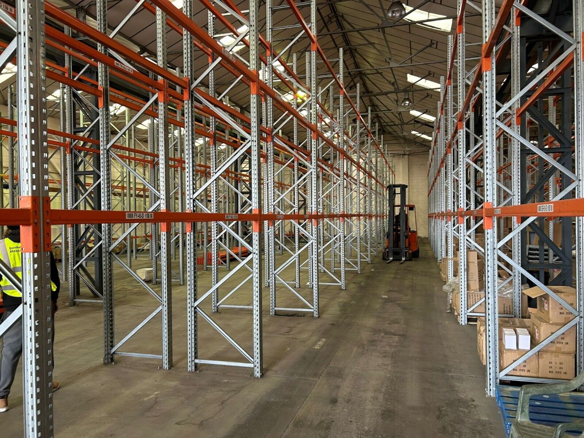 Schaffer Galvanised Heavy Duty Pallet Racking Bundle - Image 9 of 11