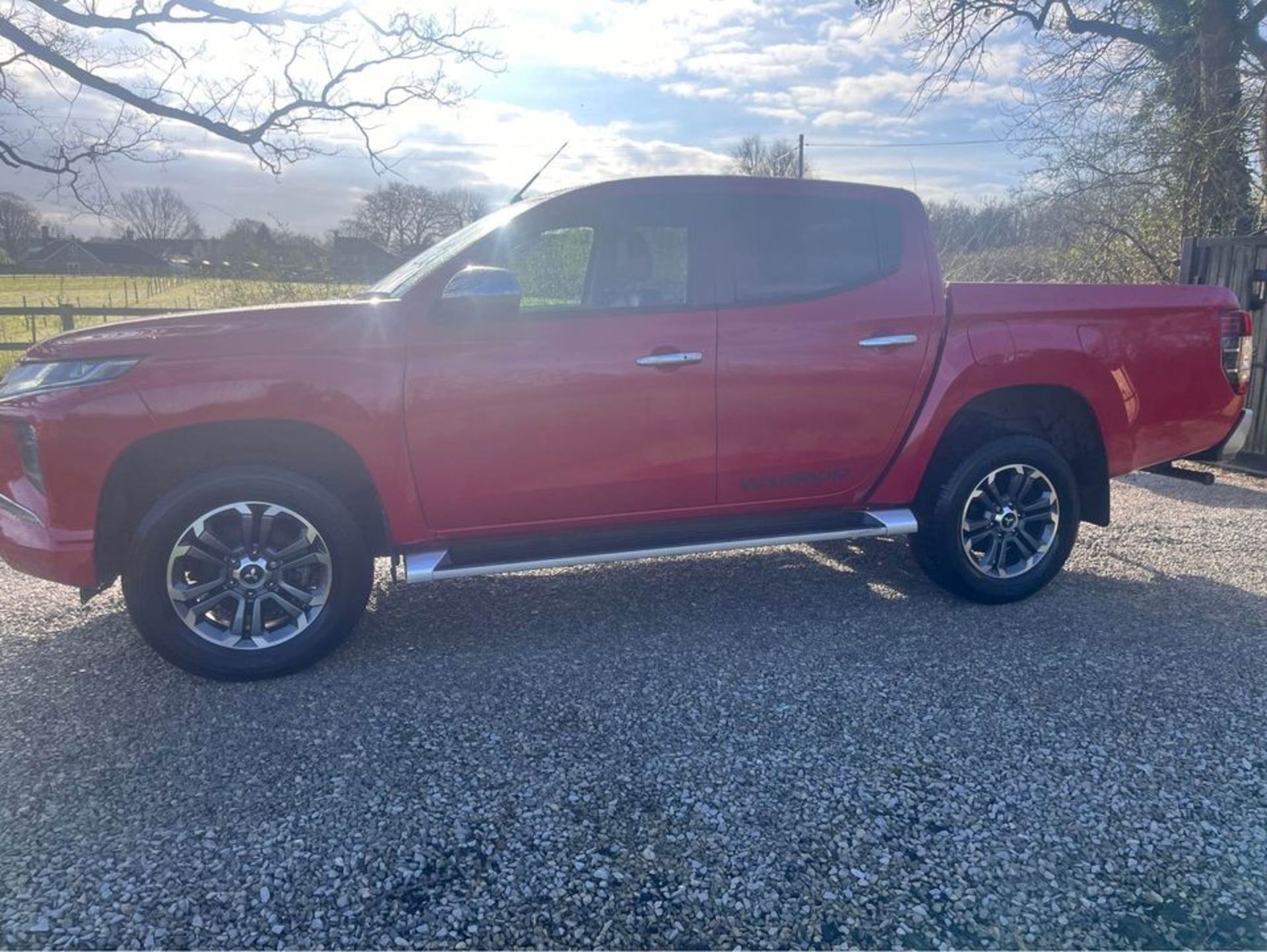 2021 MITSUBISHI - L200 Warrior only (35k miles) - Image 11 of 14