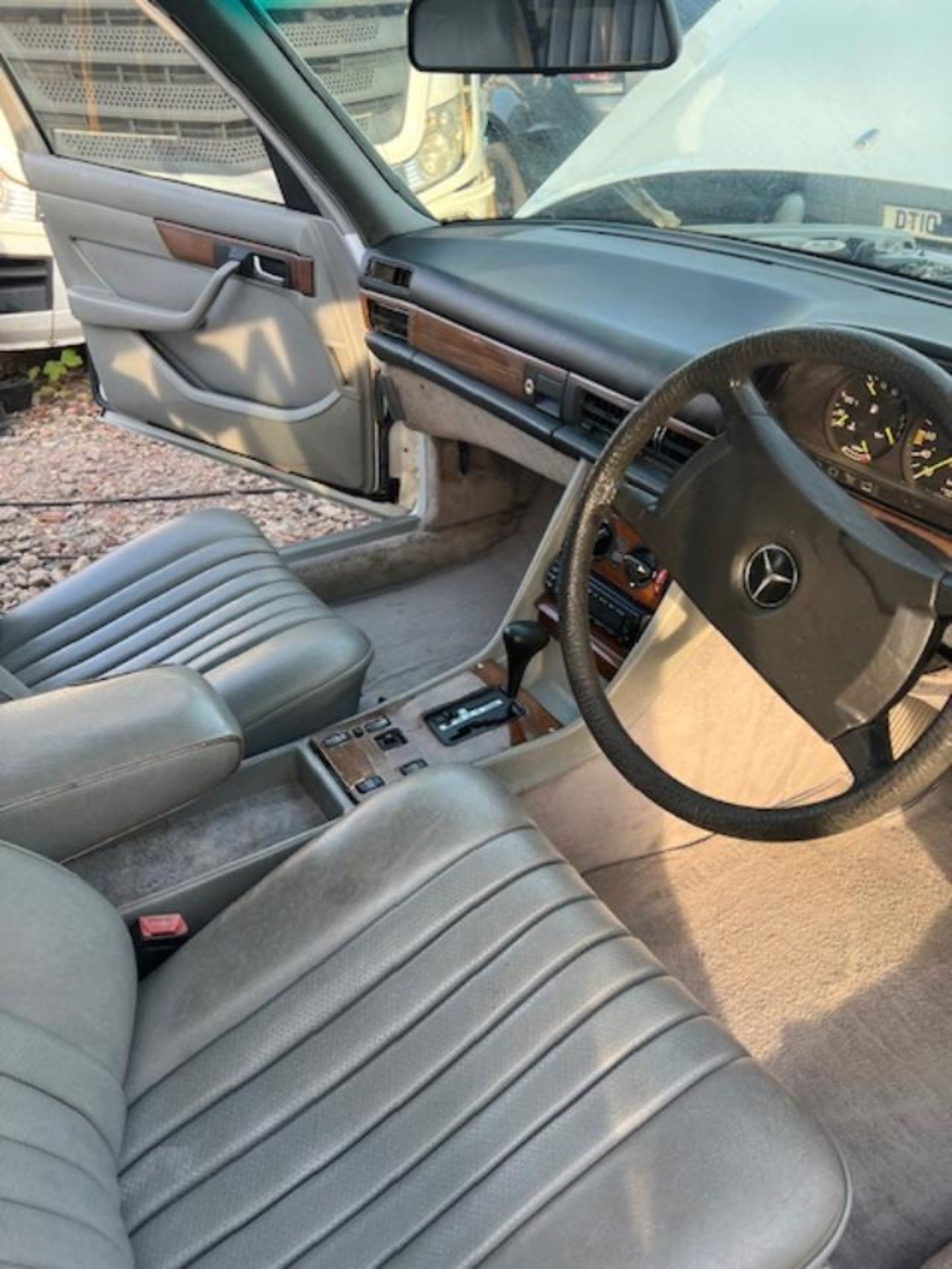 1989 Mercedes S300 SEL - Image 18 of 19
